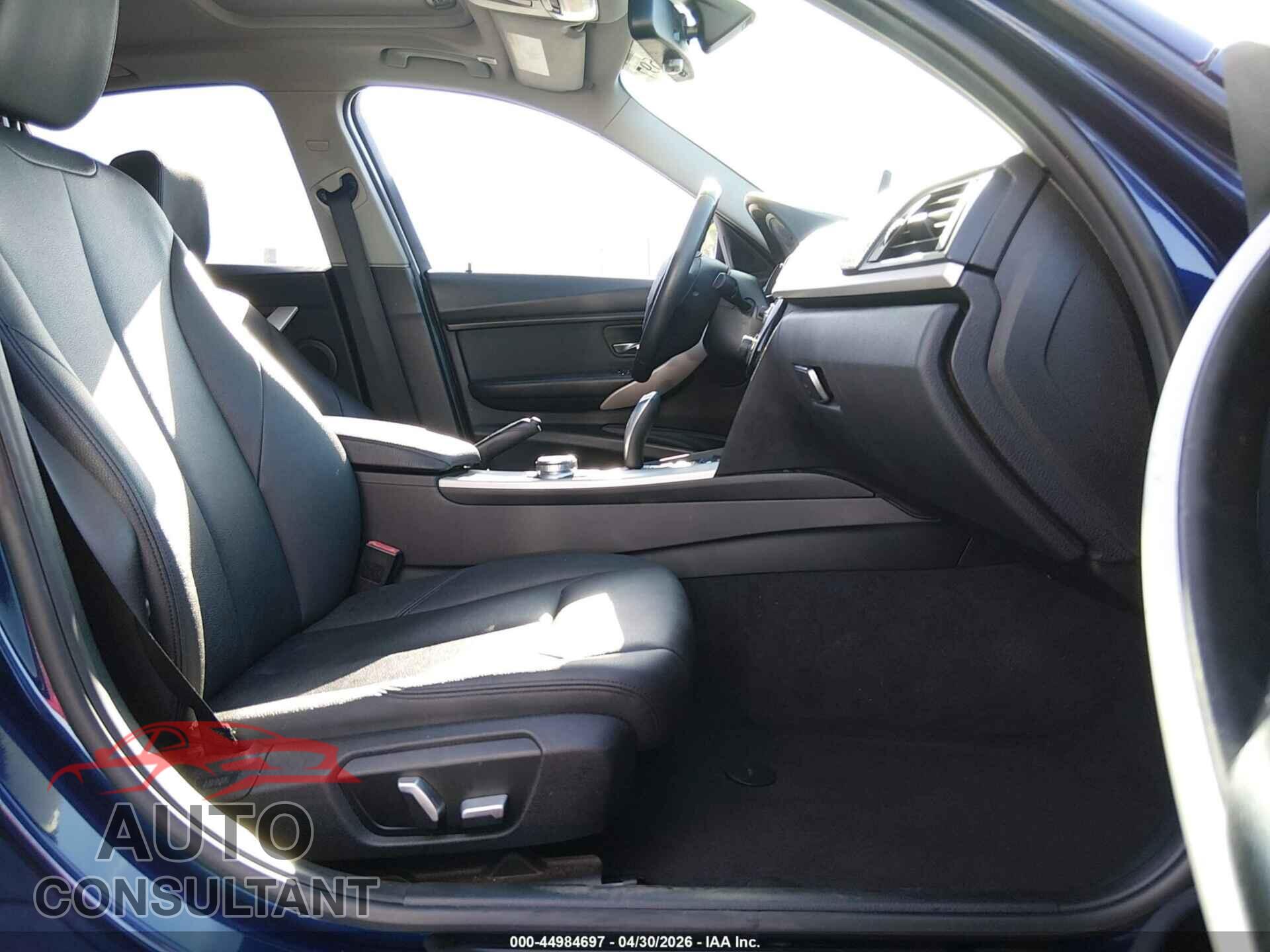 BMW 320I 2018 - WBA8A3C51JA488411