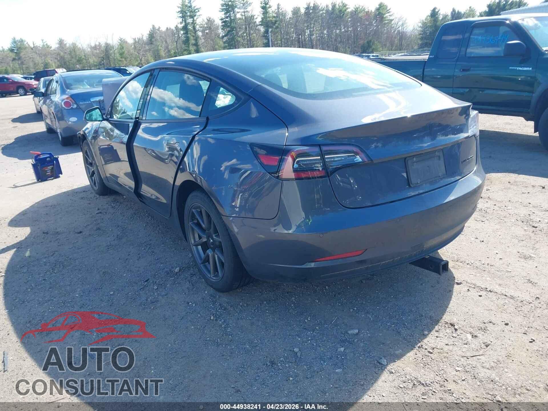 TESLA MODEL 3 2022 - 5YJ3E1EB8NF125349