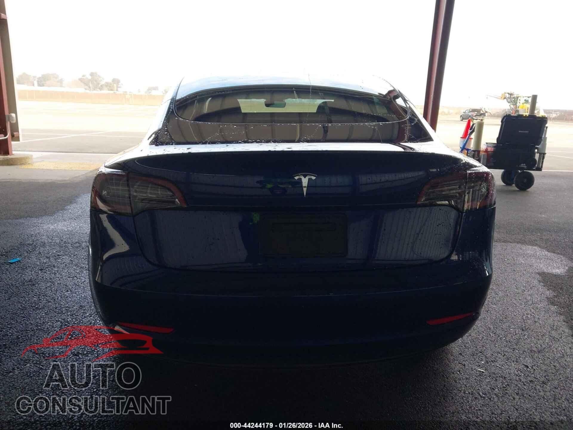 TESLA MODEL 3 2021 - 5YJ3E1EA7MF995194