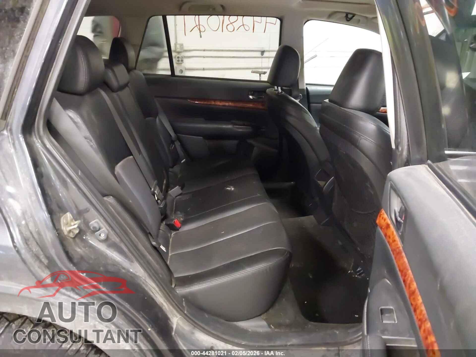 SUBARU OUTBACK 2012 - 4S4BRBKC9C3224240