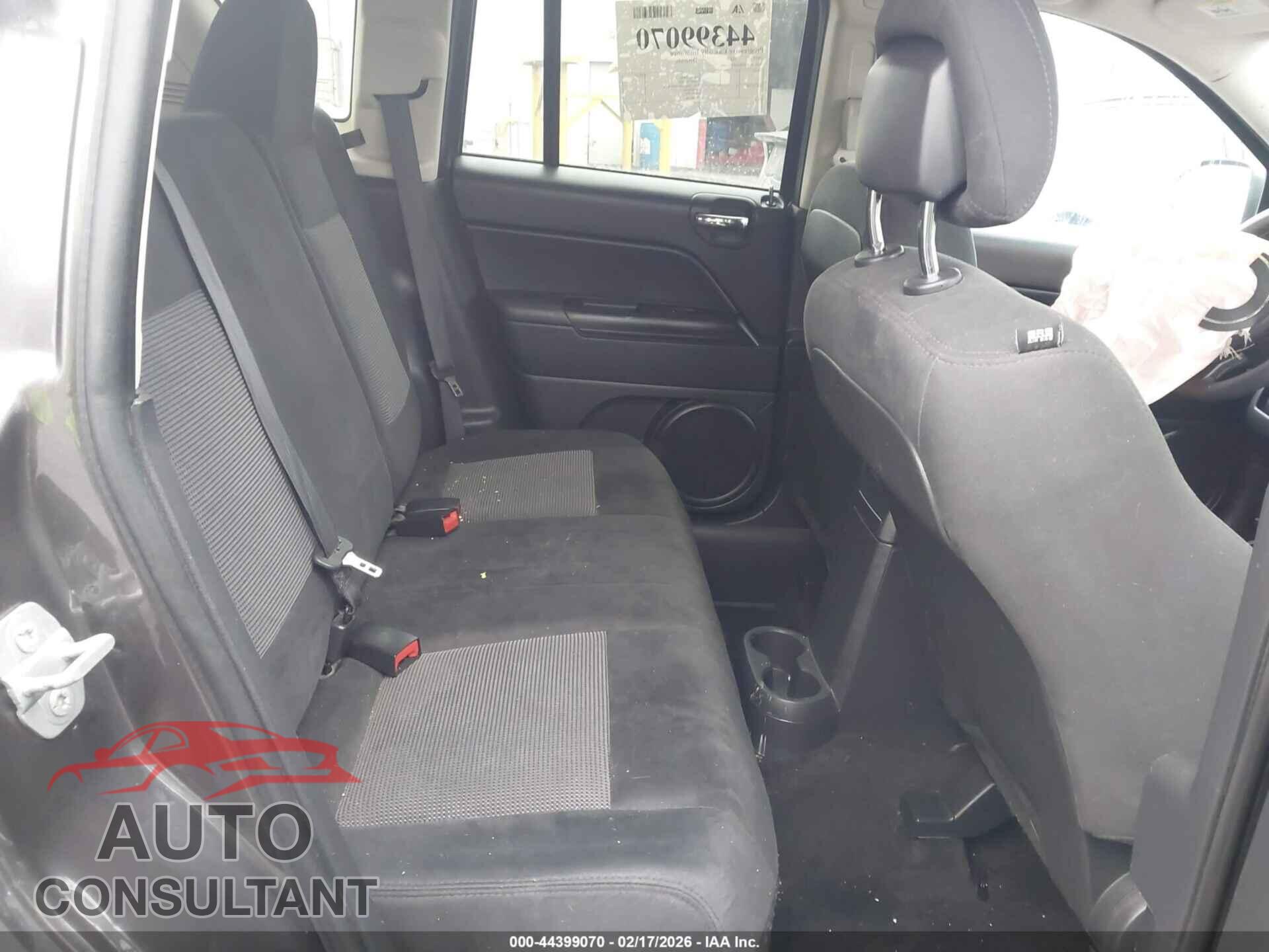 JEEP COMPASS 2015 - 1C4NJCBBXFD171696