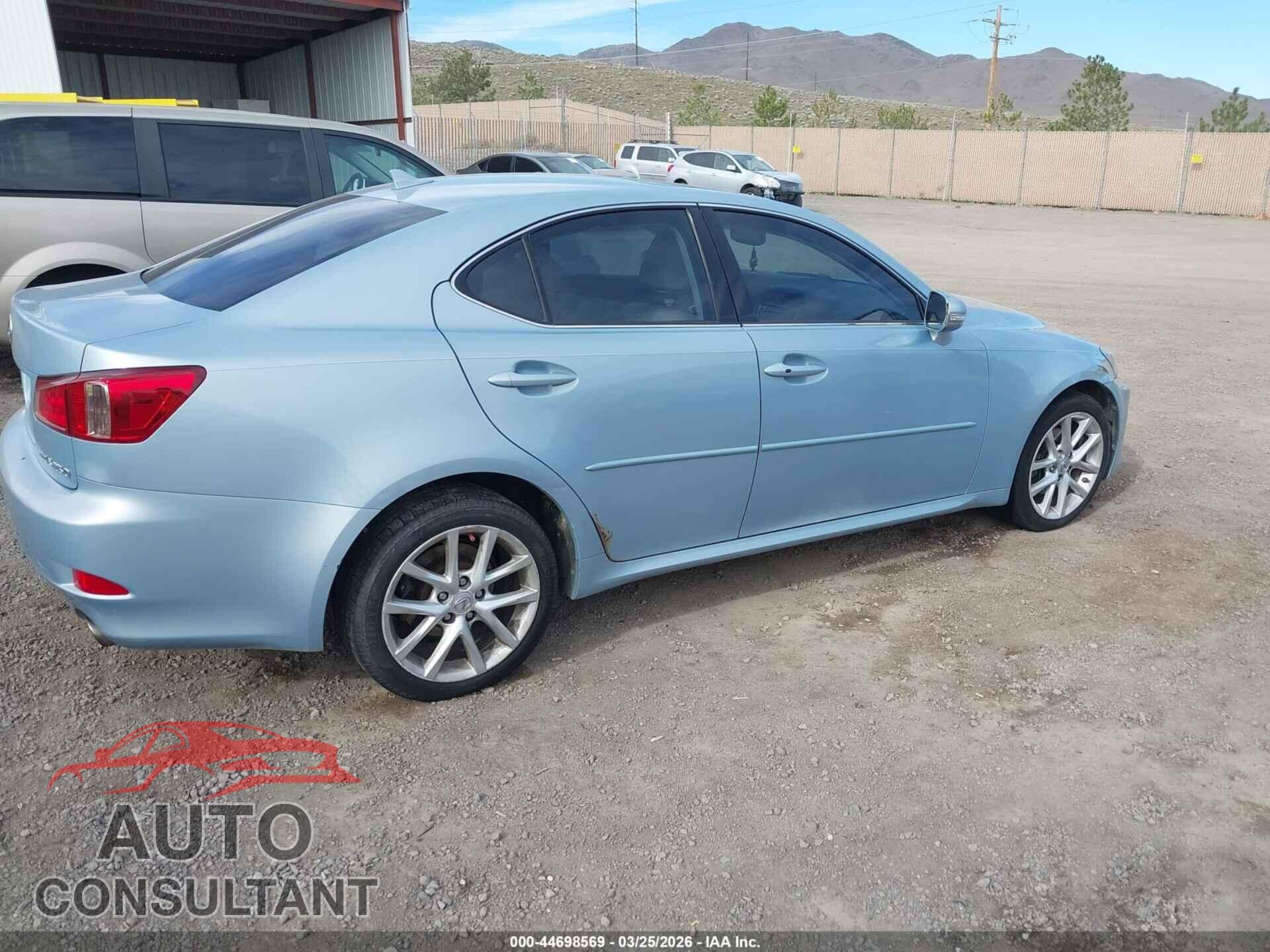 LEXUS IS 250 2011 - JTHCF5C22B5044835