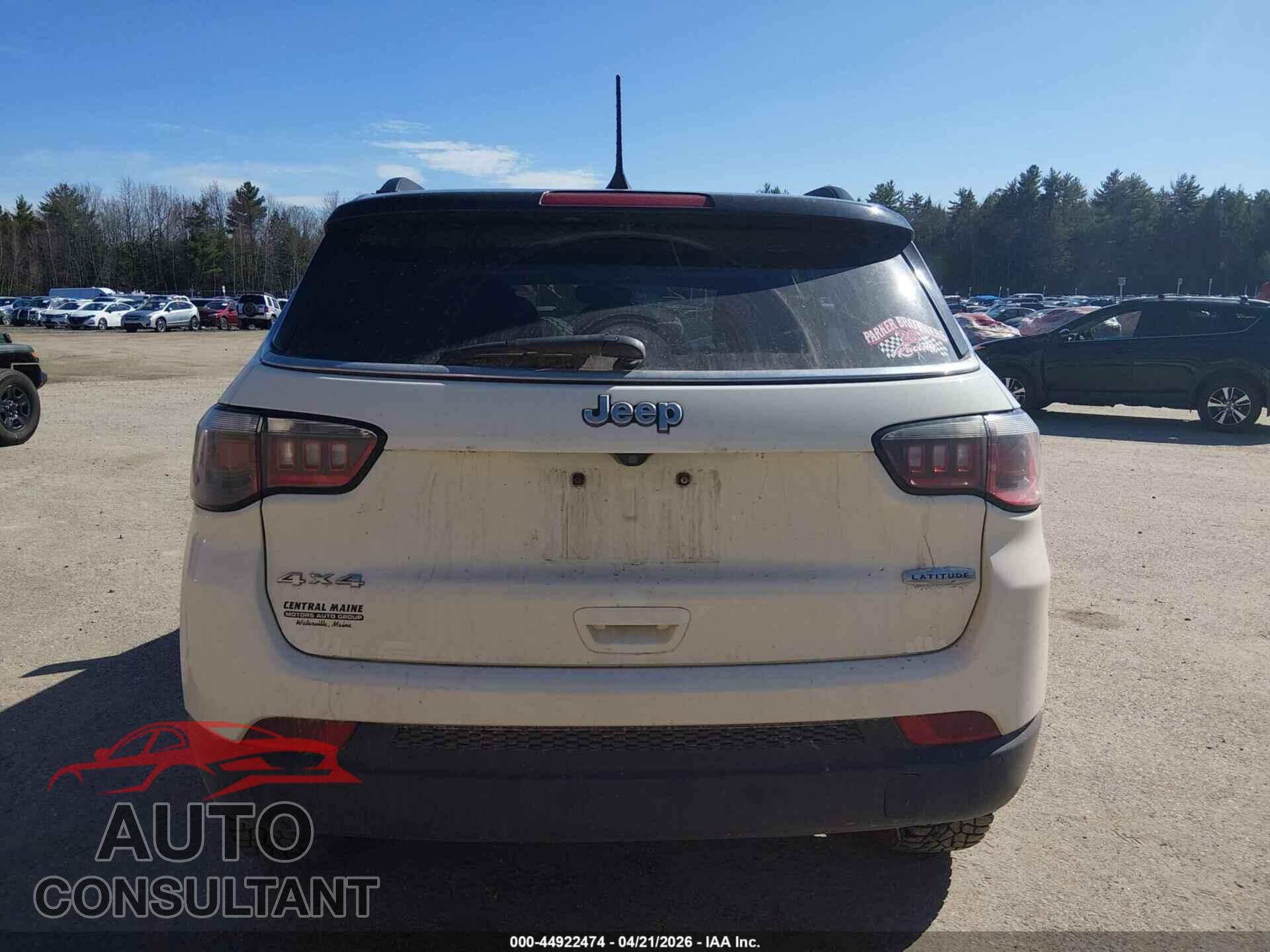 JEEP COMPASS 2018 - 3C4NJDBB5JT281189
