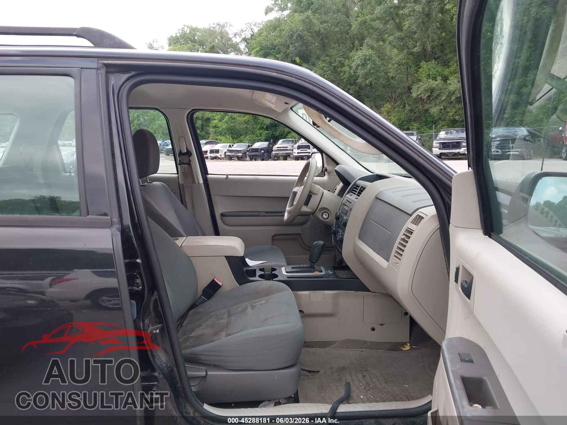 FORD ESCAPE 2011 - 1FMCU0C73BKB03278