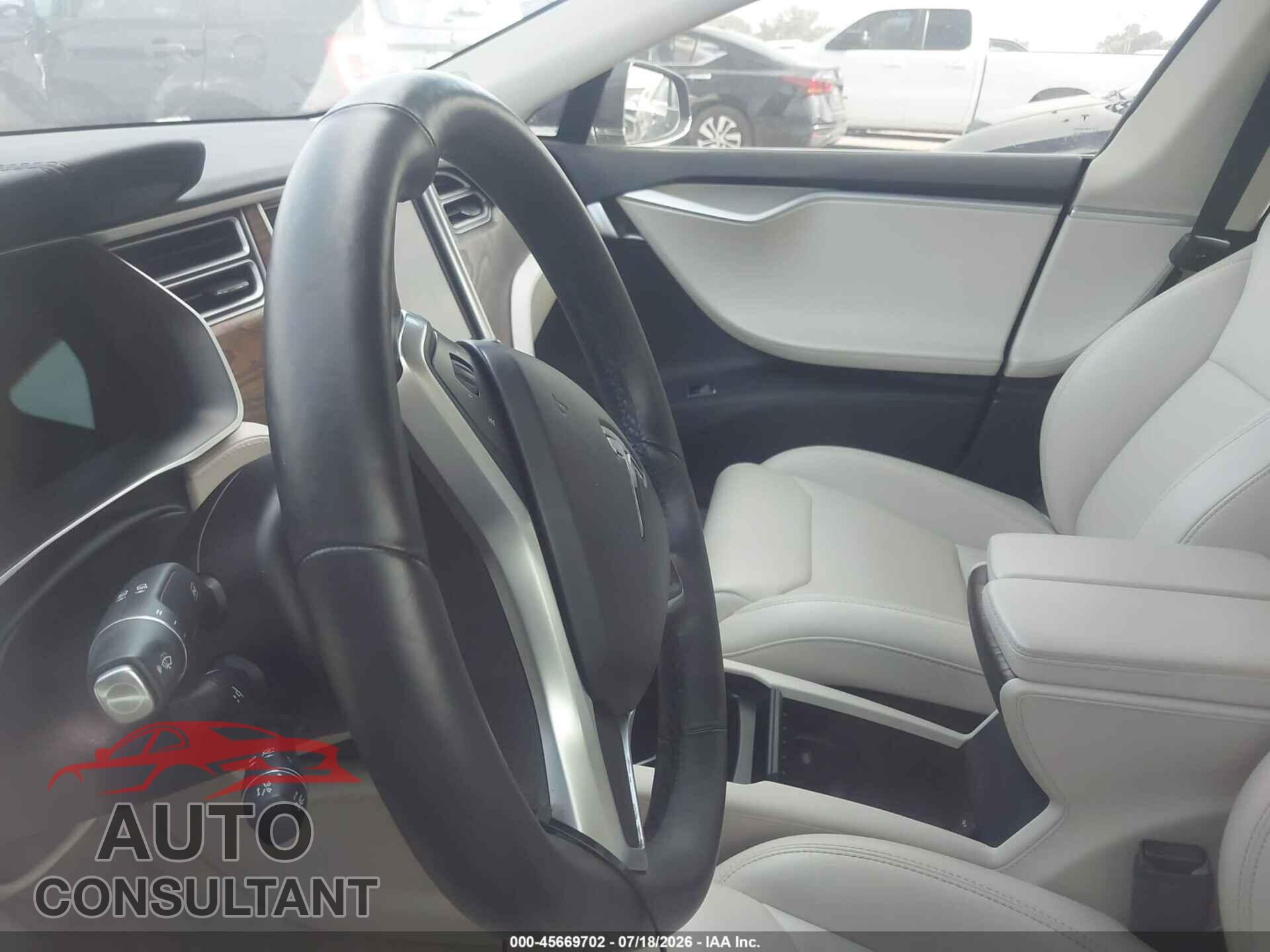 TESLA MODEL S 2018 - 5YJSA1E29JF245288