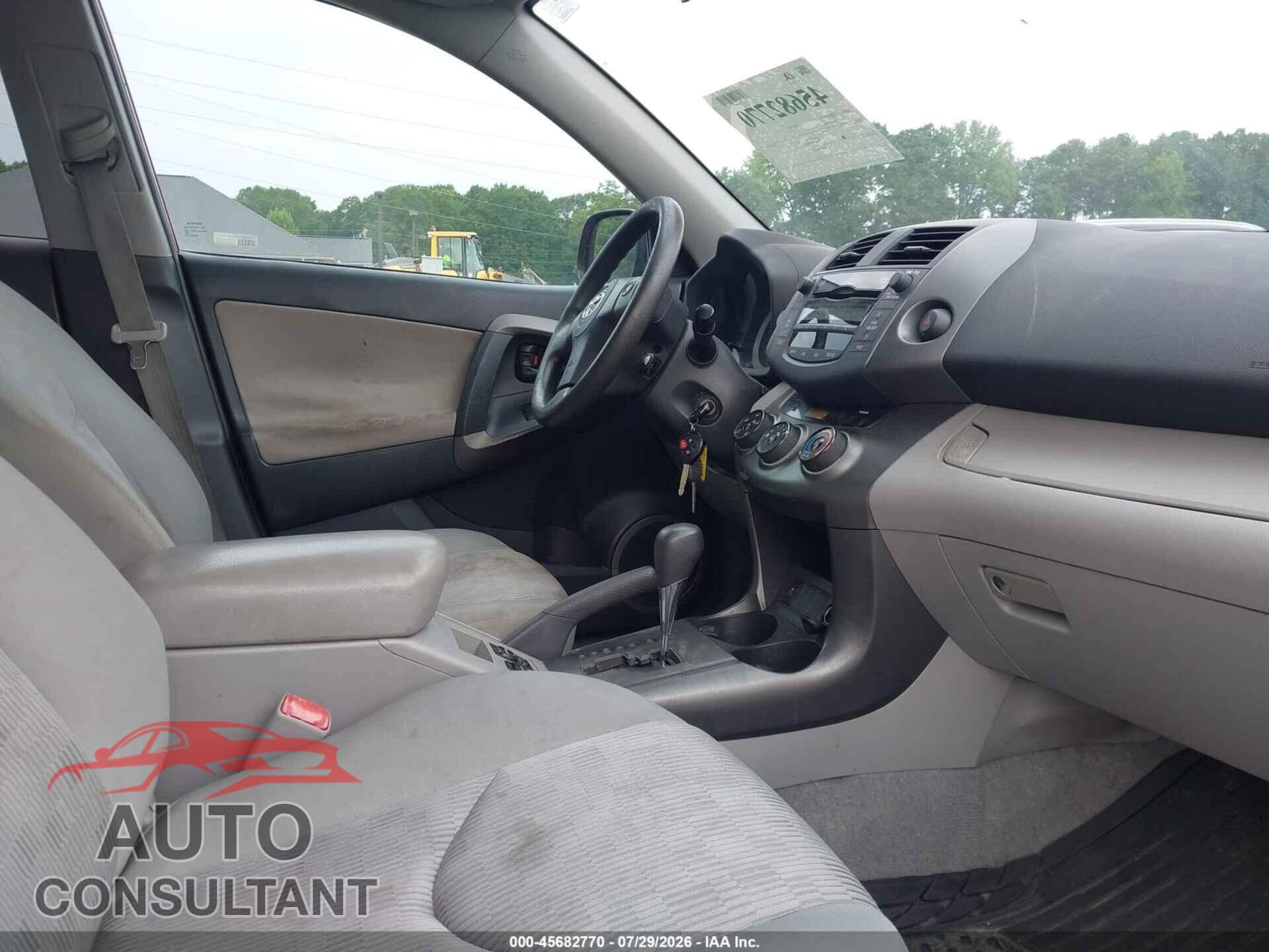 TOYOTA RAV4 2011 - 2T3BF4DV2BW170041