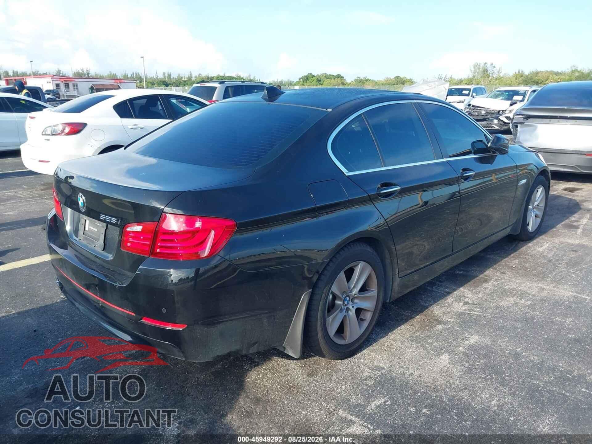 BMW 528I 2011 - WBAFR1C59BC744871