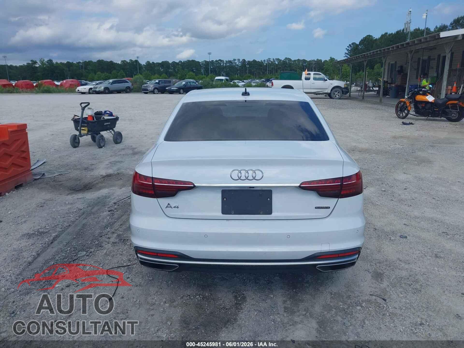 AUDI A4 2022 - WAUEAAF40NN008576