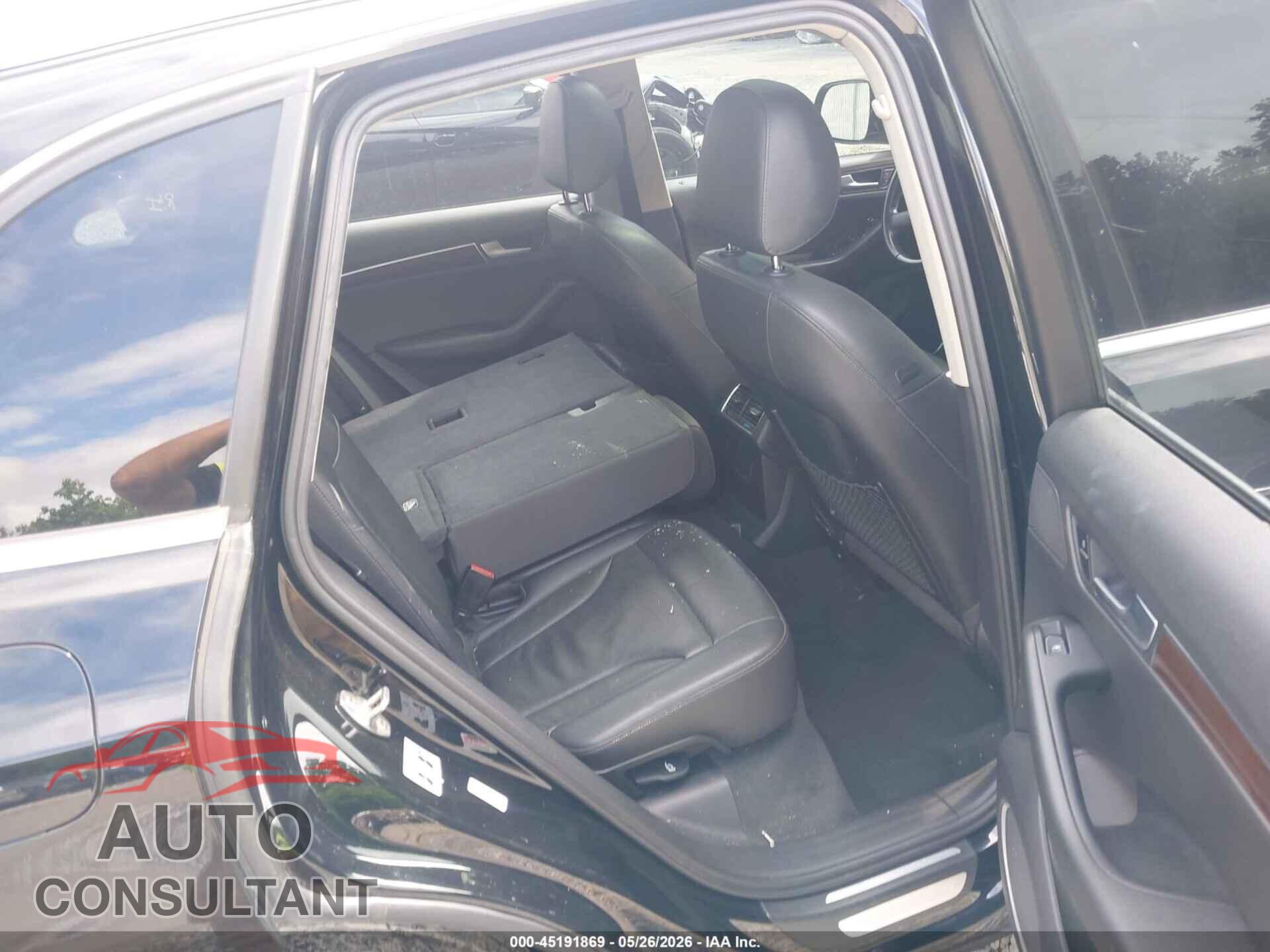 AUDI Q5 2012 - WA1LFAFP3CA122186