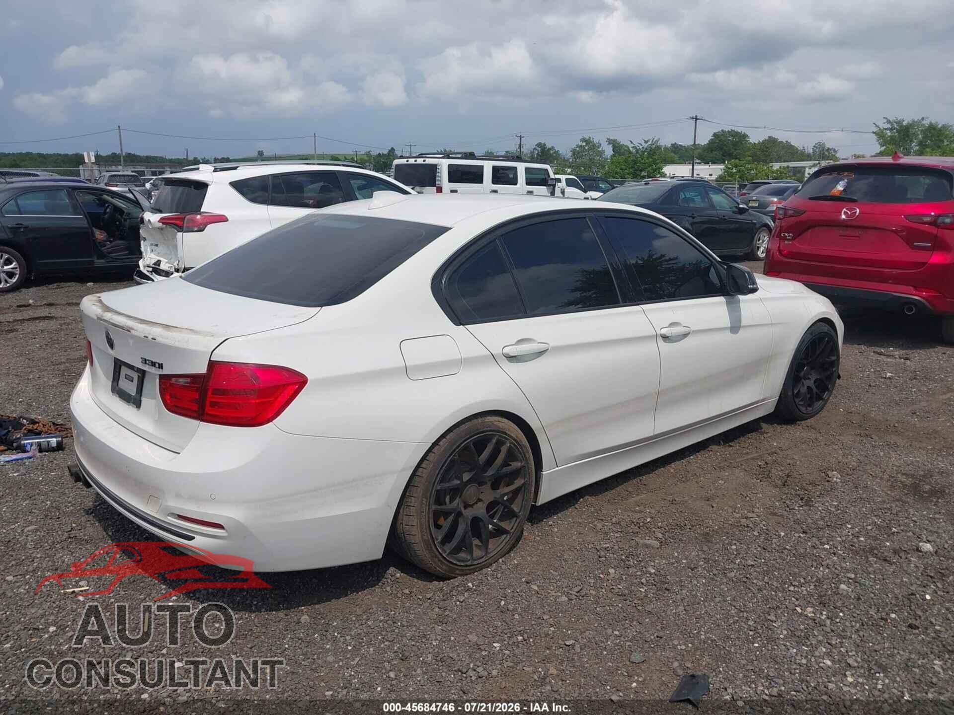 BMW 330I 2017 - WBA8D9C30HA005428