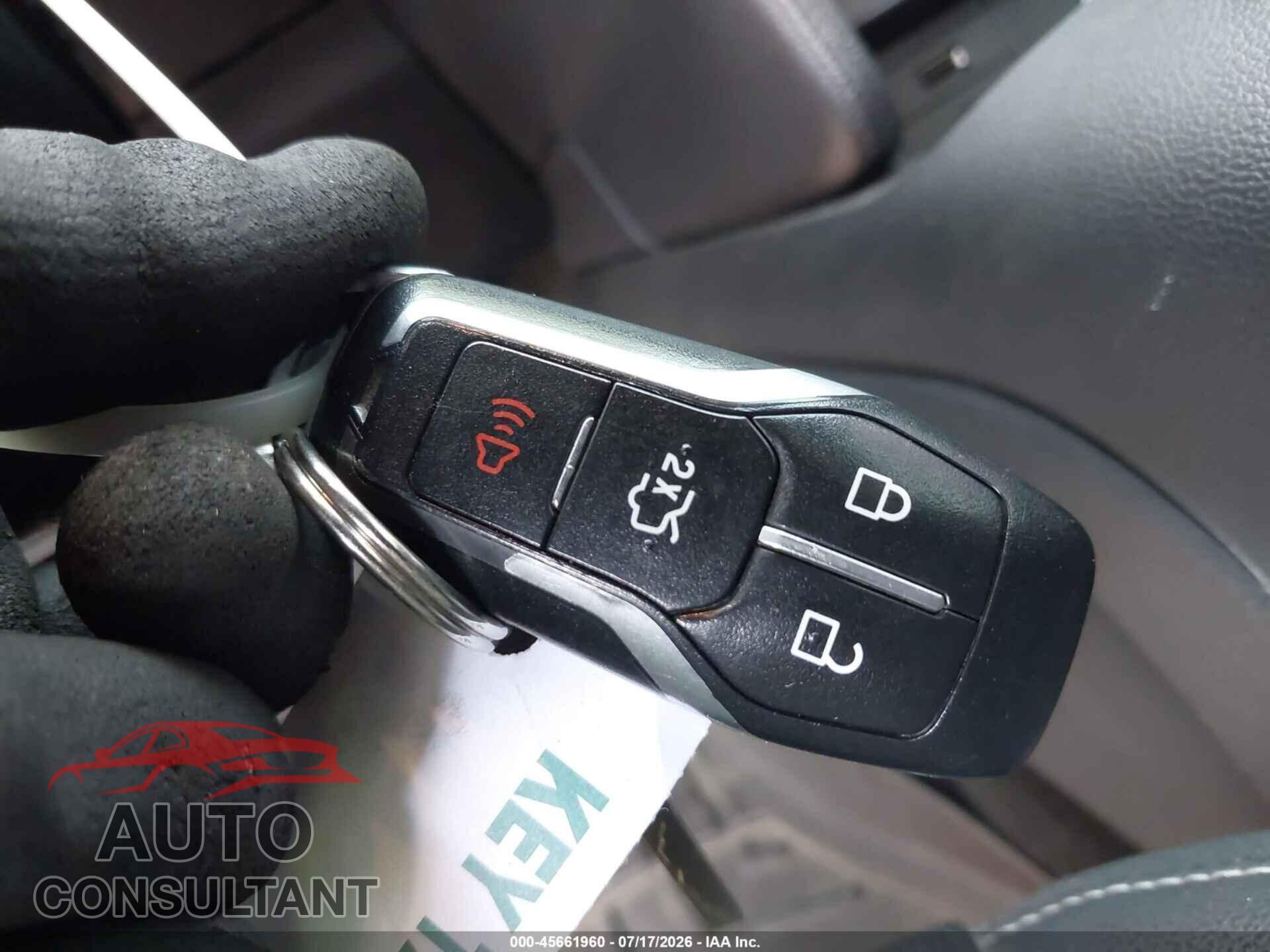FORD MUSTANG 2017 - 1FA6P8CF2H5326908