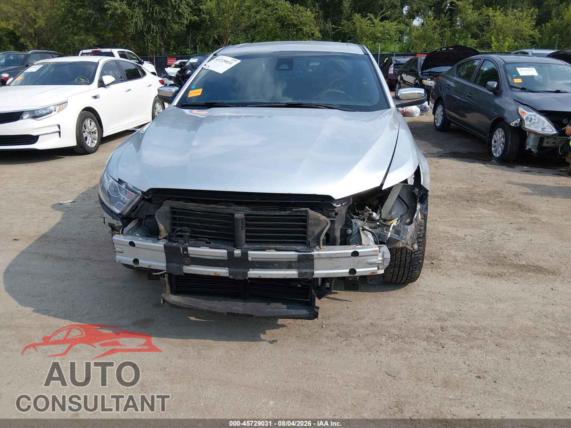 FORD TAURUS 2017 - 1FAHP2F85HG102314