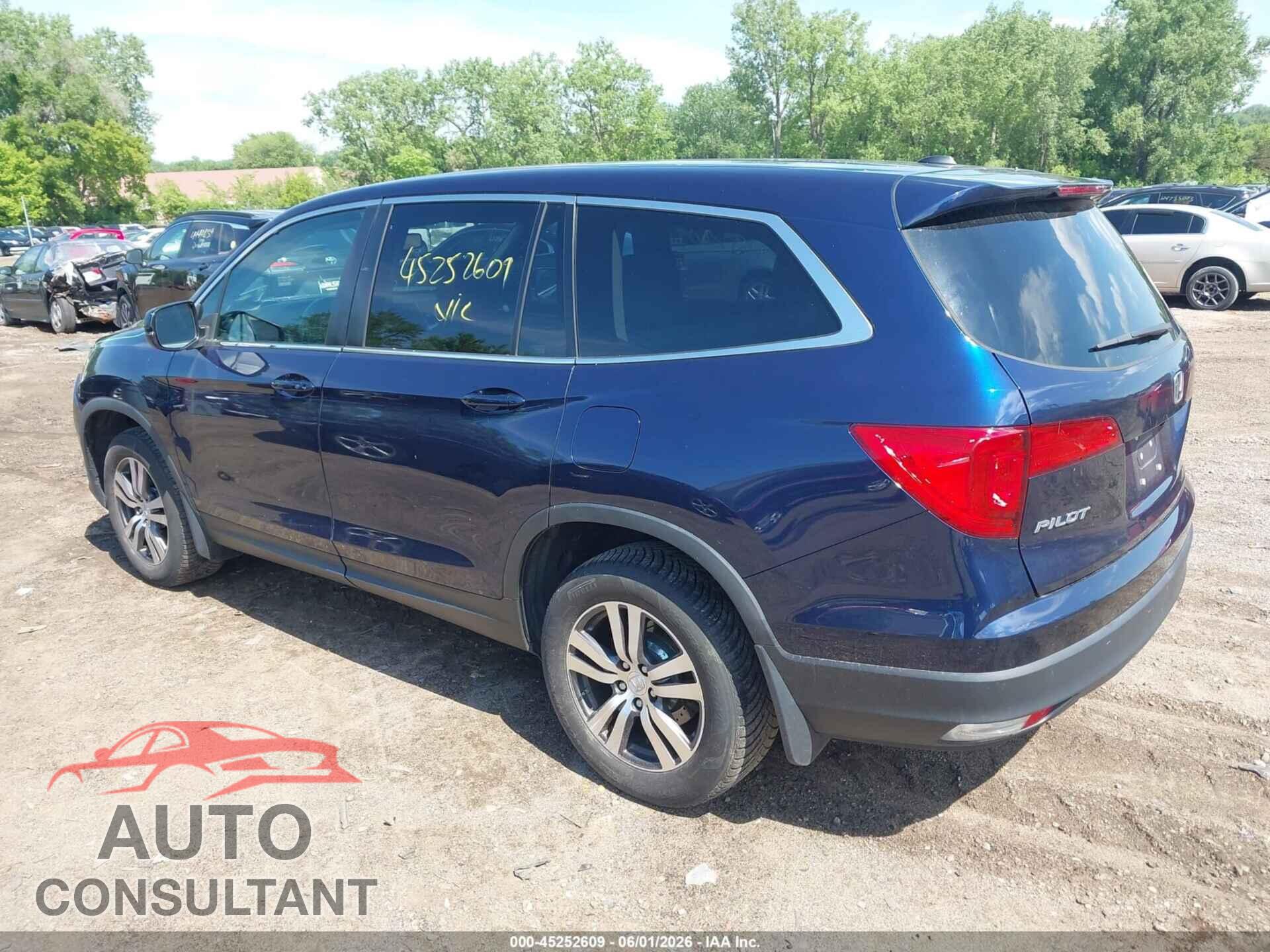 HONDA PILOT 2017 - 5FNYF6H54HB053530