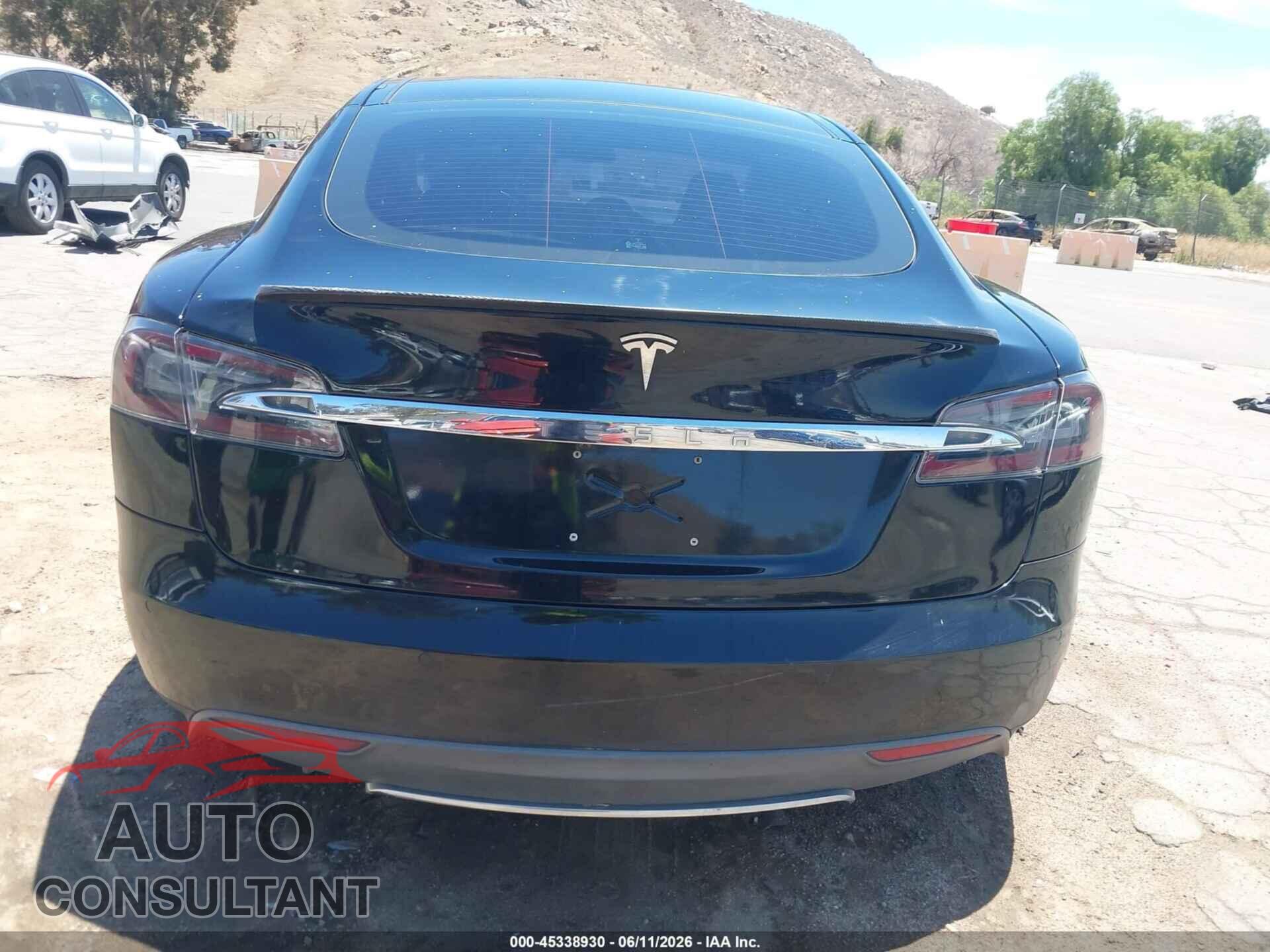 TESLA MODEL S 2012 - 5YJSA1DP6CFS00082