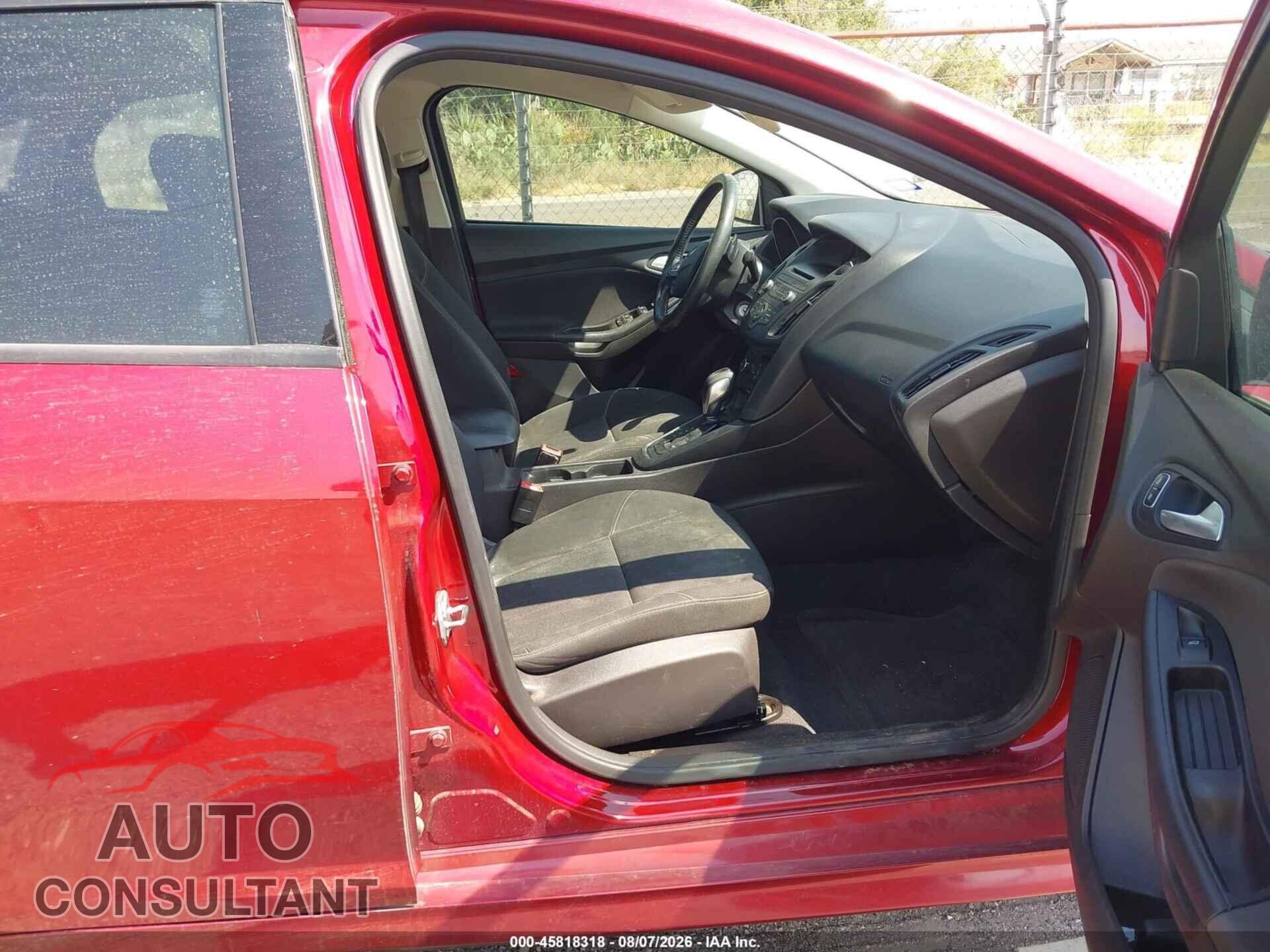FORD FOCUS 2016 - 1FADP3F23GL297268