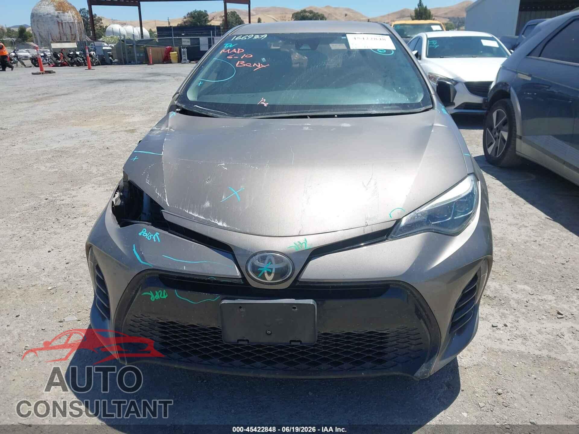 TOYOTA COROLLA 2017 - 5YFBURHE0HP687385
