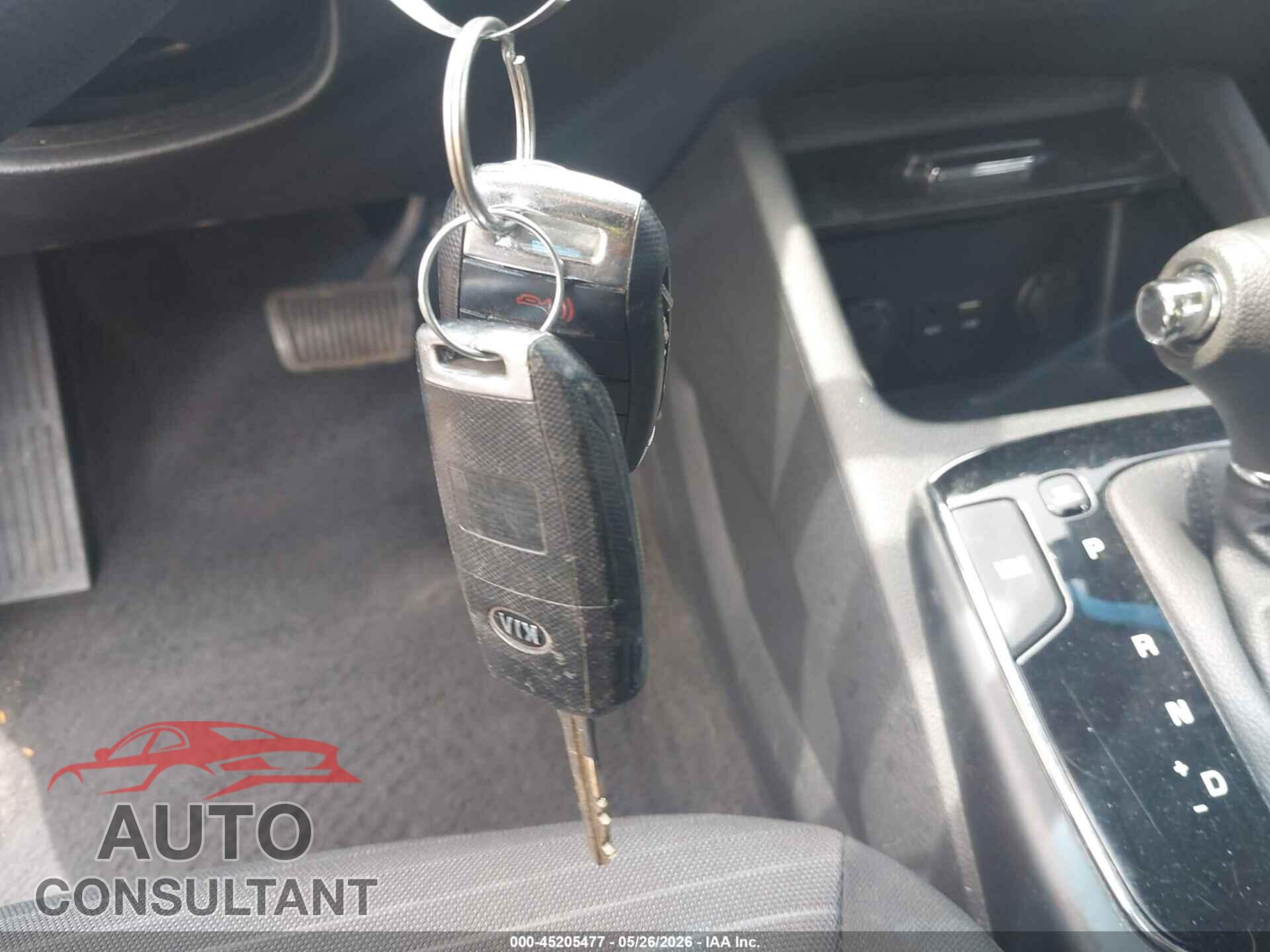 KIA FORTE 2017 - 3KPFL4A76HE100398