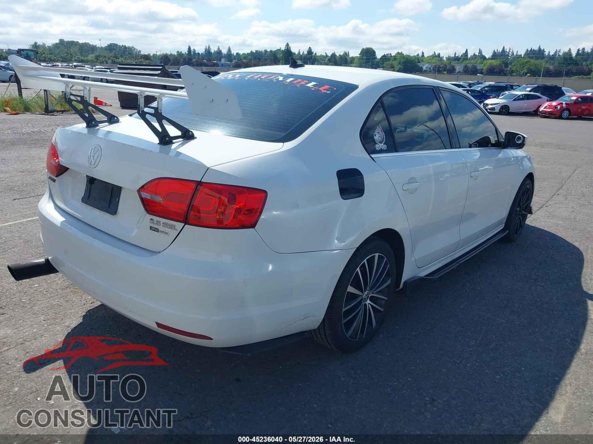 VOLKSWAGEN JETTA 2012 - 3VWLP7AJ7CM419938