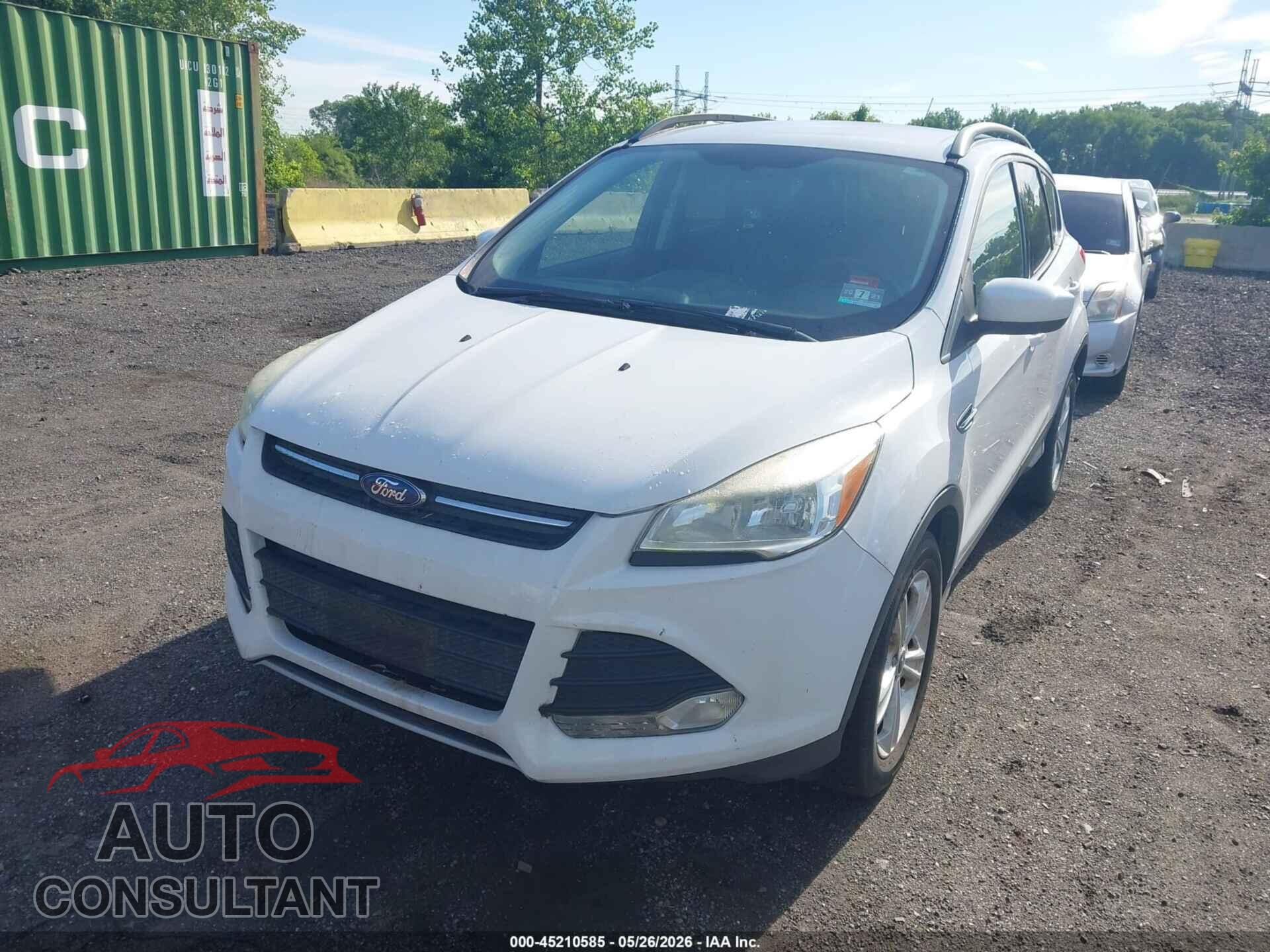 FORD ESCAPE 2014 - 1FMCU0GX9EUD10180