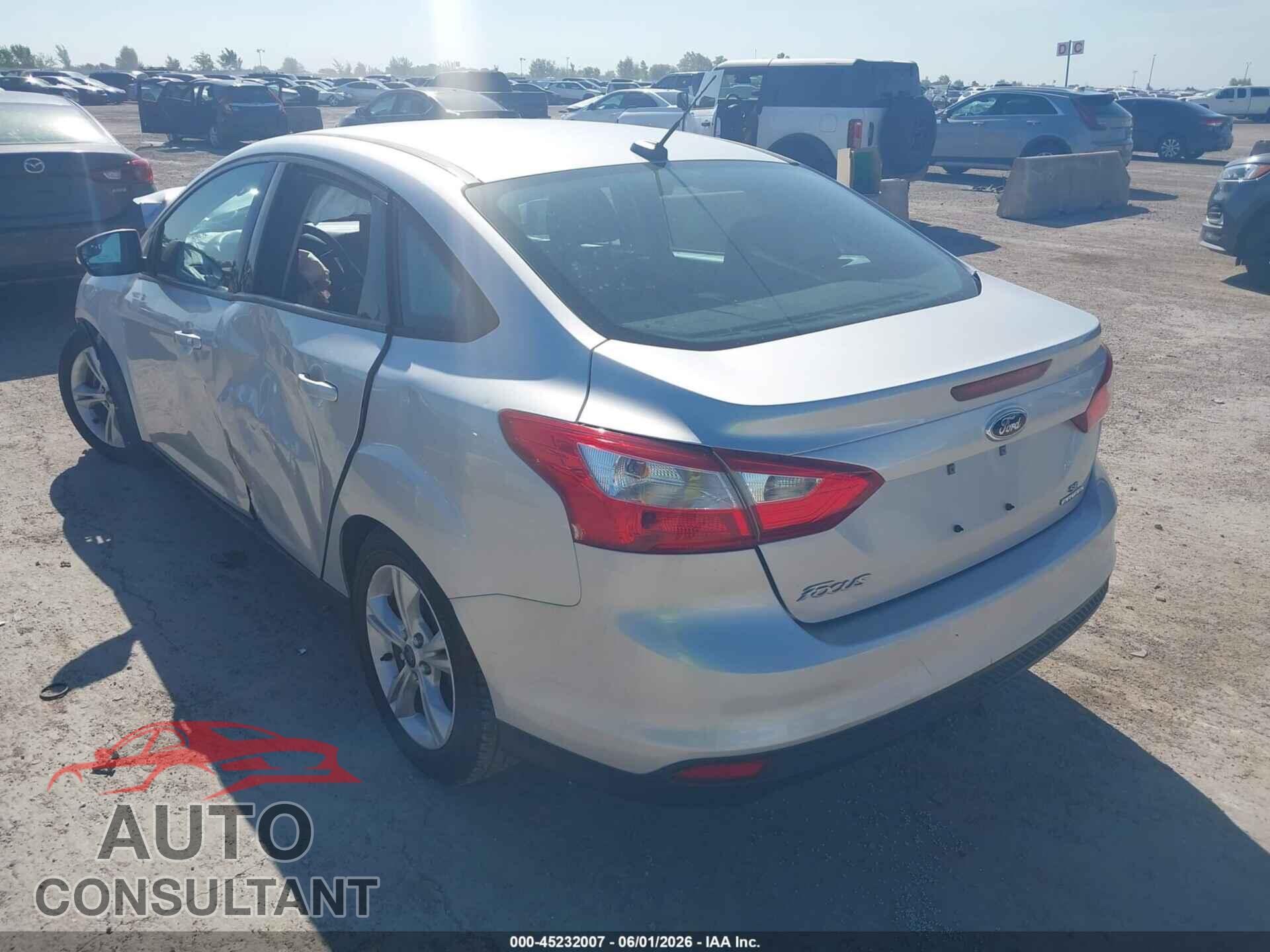 FORD FOCUS 2014 - 1FADP3F24EL412621