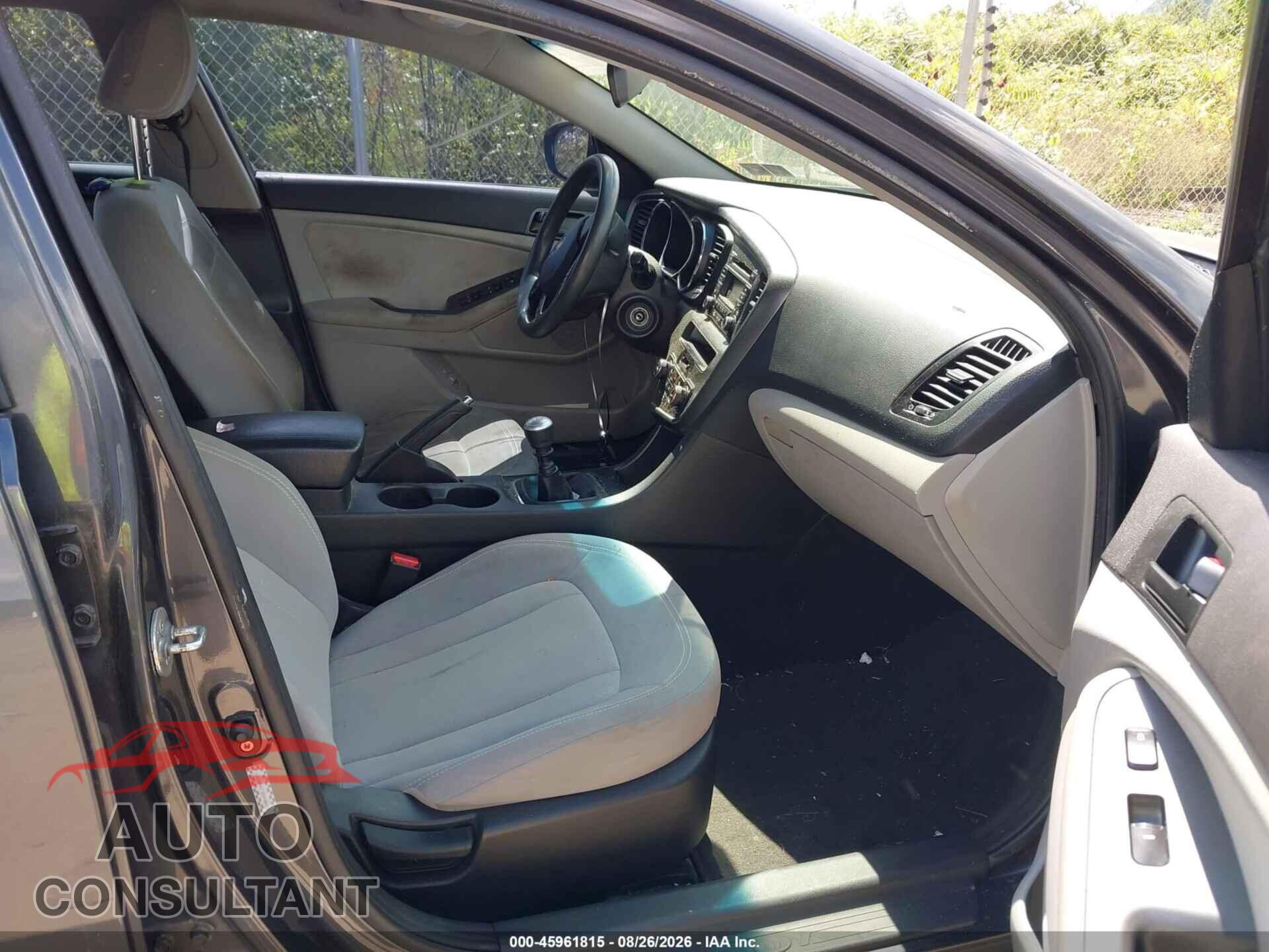 KIA OPTIMA 2011 - KNAGM4A73B5100196