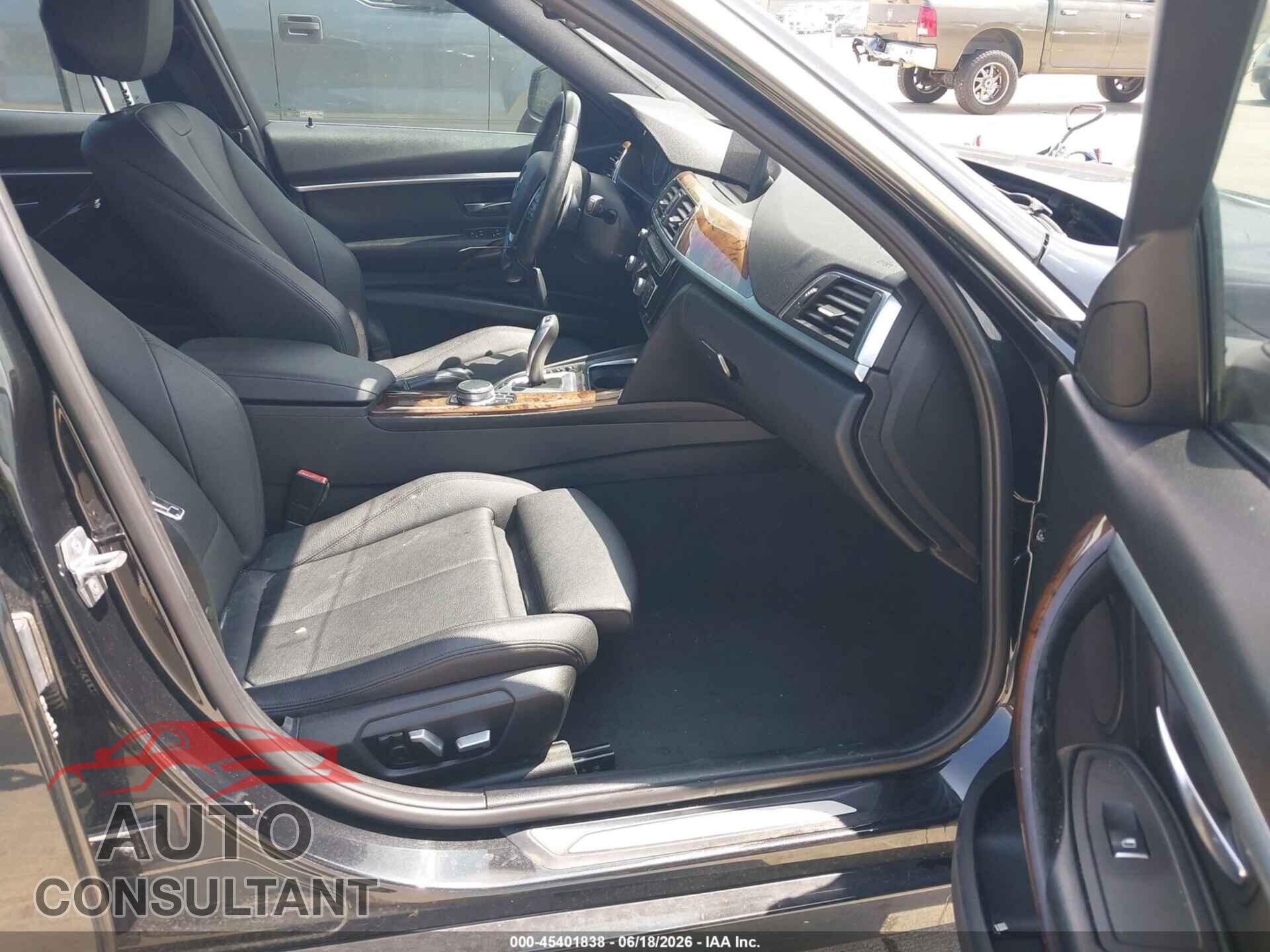 BMW 330E 2017 - WBA8E1C35HA029383