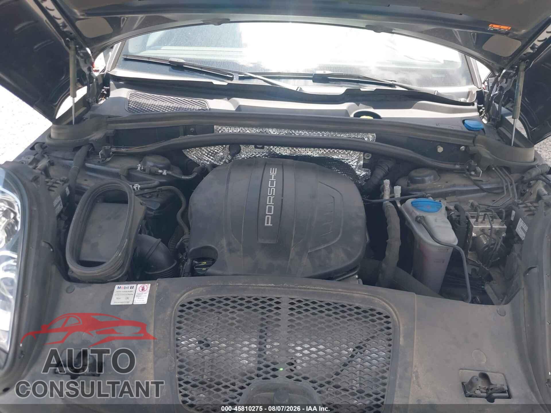 PORSCHE MACAN 2018 - WP1AA2A50JLB21701
