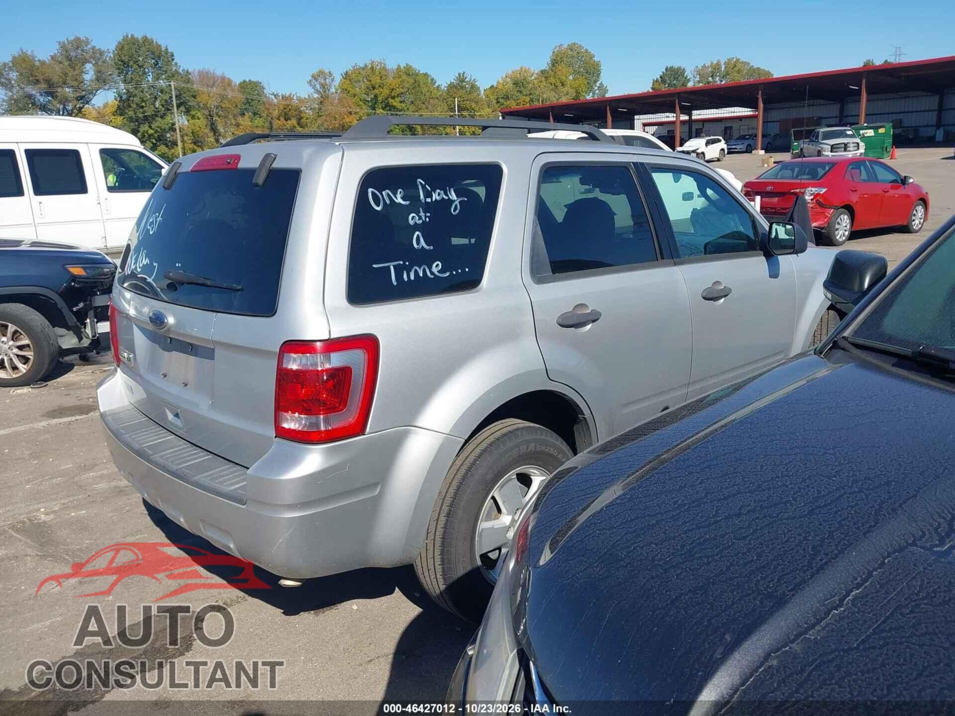 FORD ESCAPE 2012 - 1FMCU0D77CKB49048