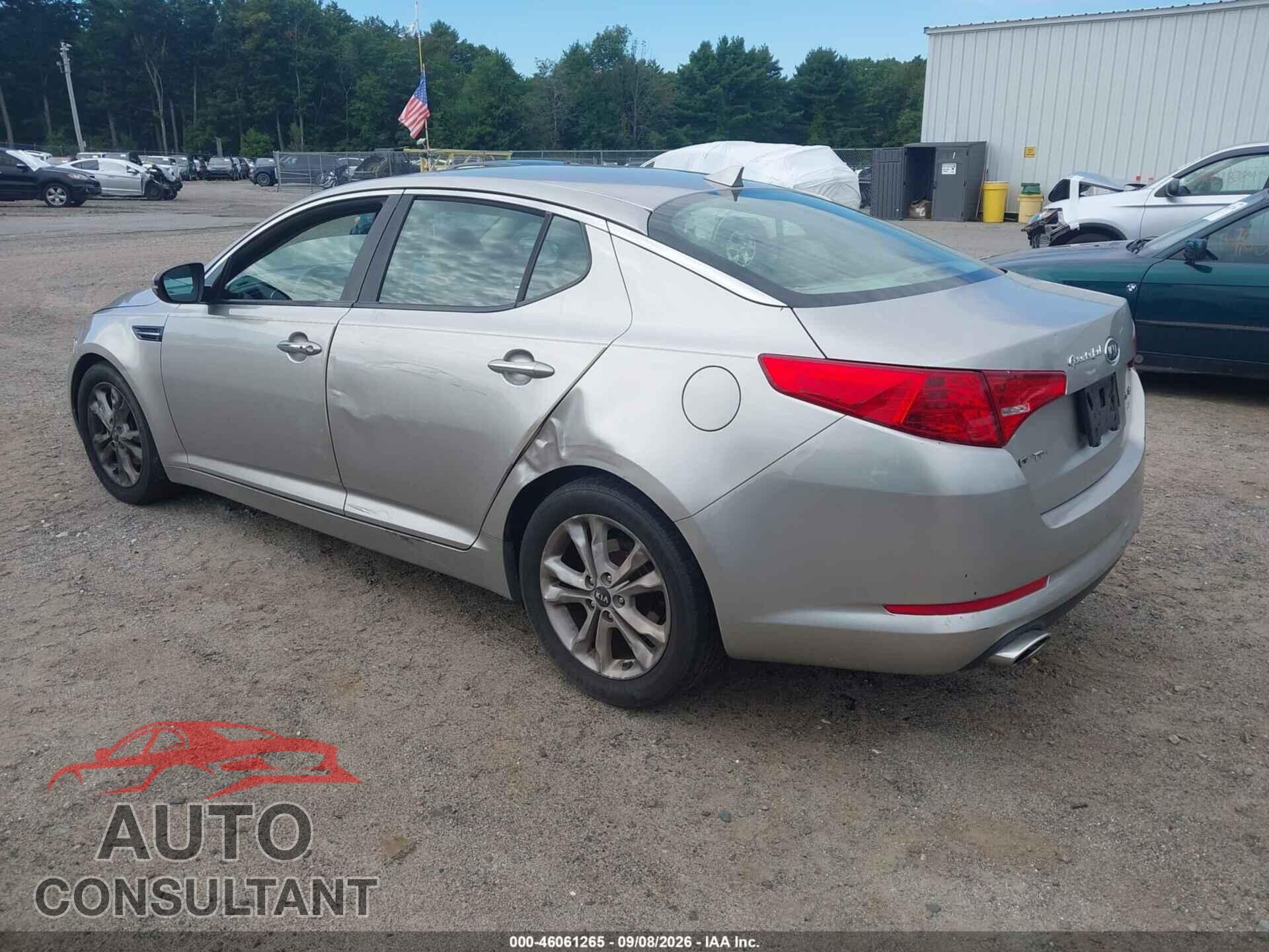KIA OPTIMA 2011 - KNAGN4A72B5076258