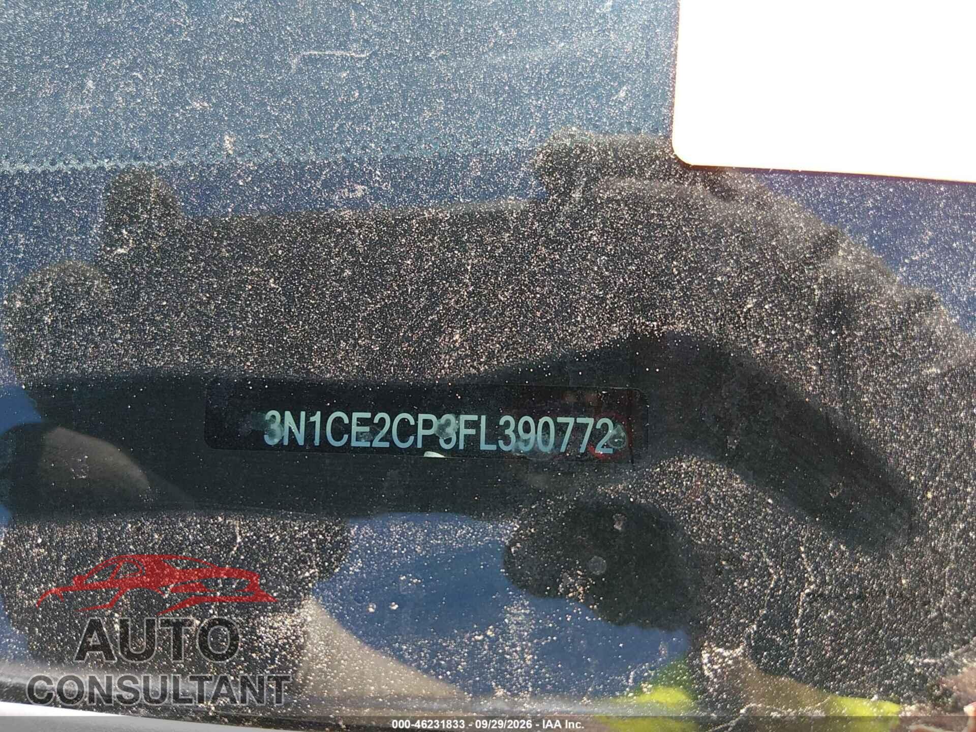 NISSAN VERSA NOTE 2015 - 3N1CE2CP3FL390772