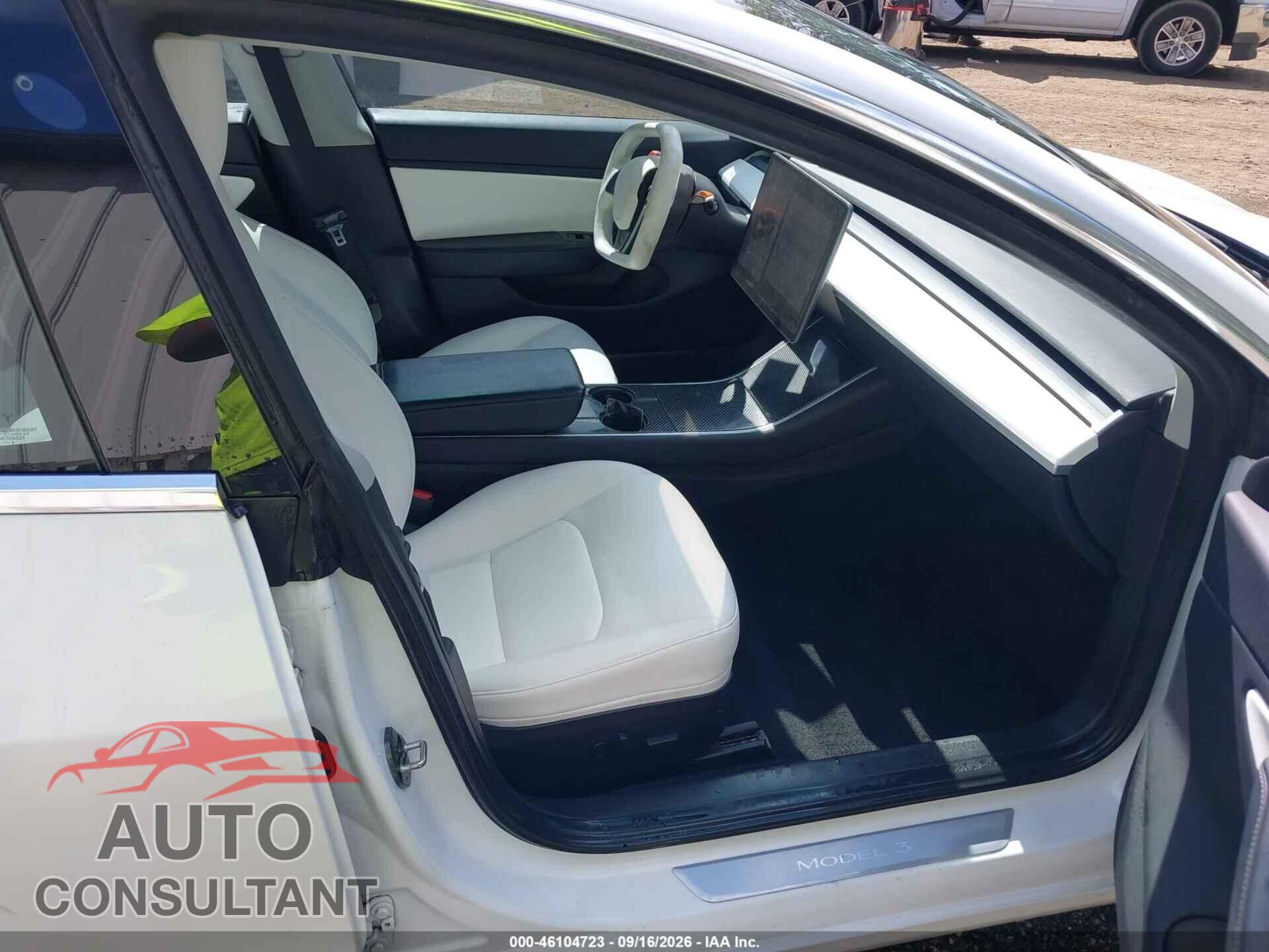 TESLA MODEL 3 2019 - 5YJ3E1EB7KF368128