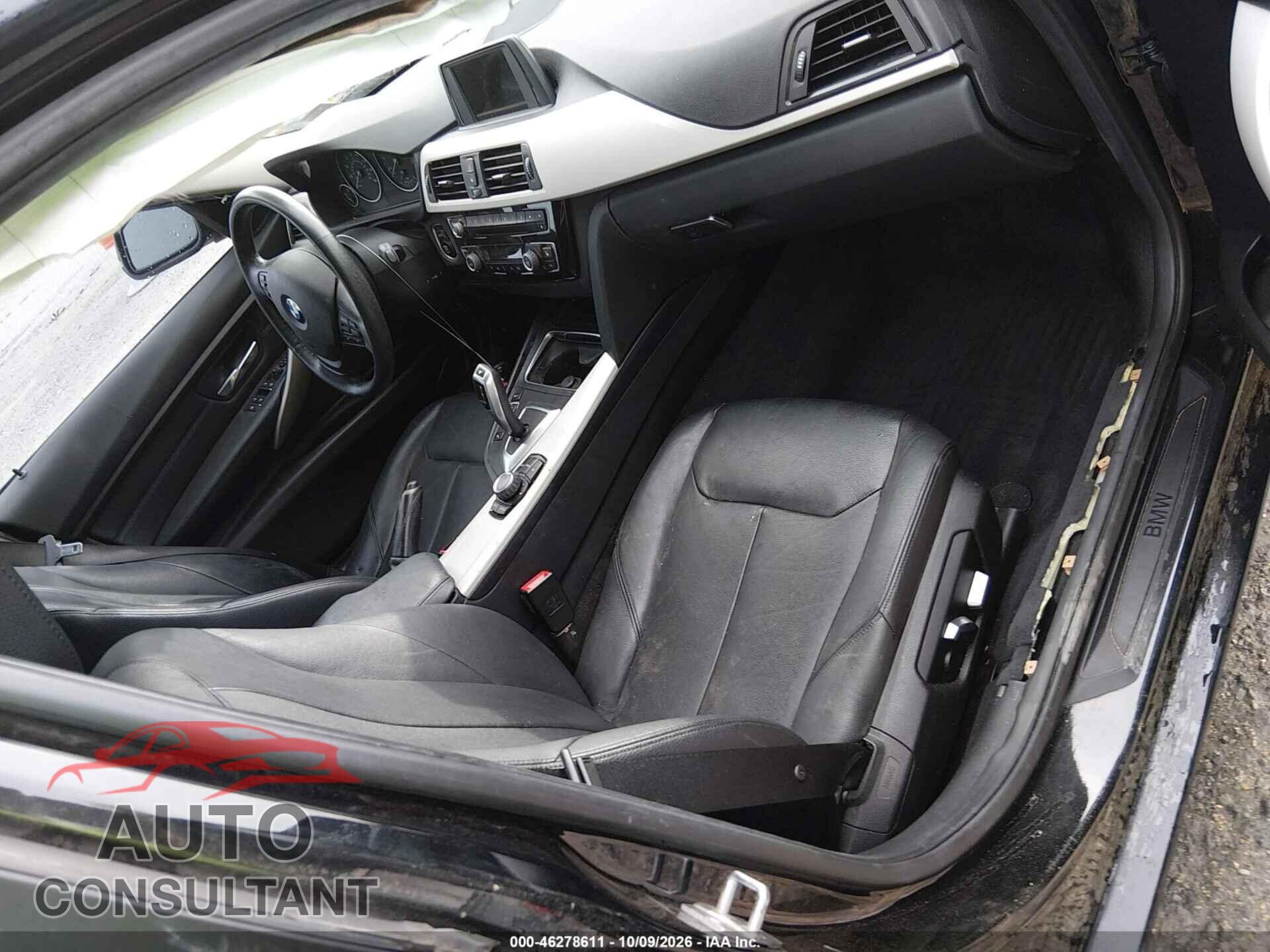 BMW 320I 2016 - WBA8E5G53GNU22194