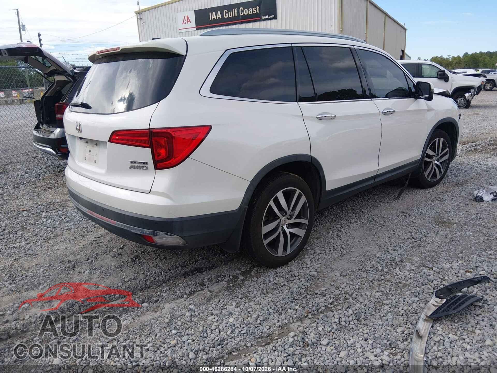 HONDA PILOT 2017 - 5FNYF6H92HB020478