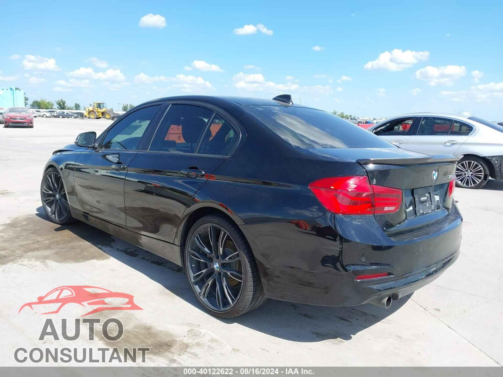 BMW 320I 2016 - WBA8E1G54GNU11648