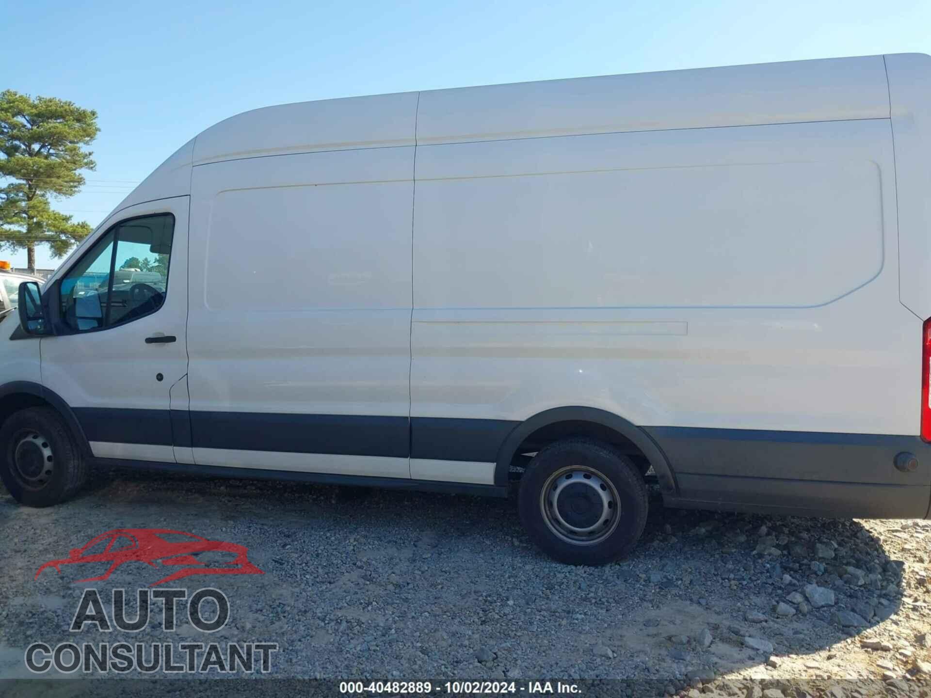 FORD TRANSIT 2018 - 1FTYR3XM7JKA85864