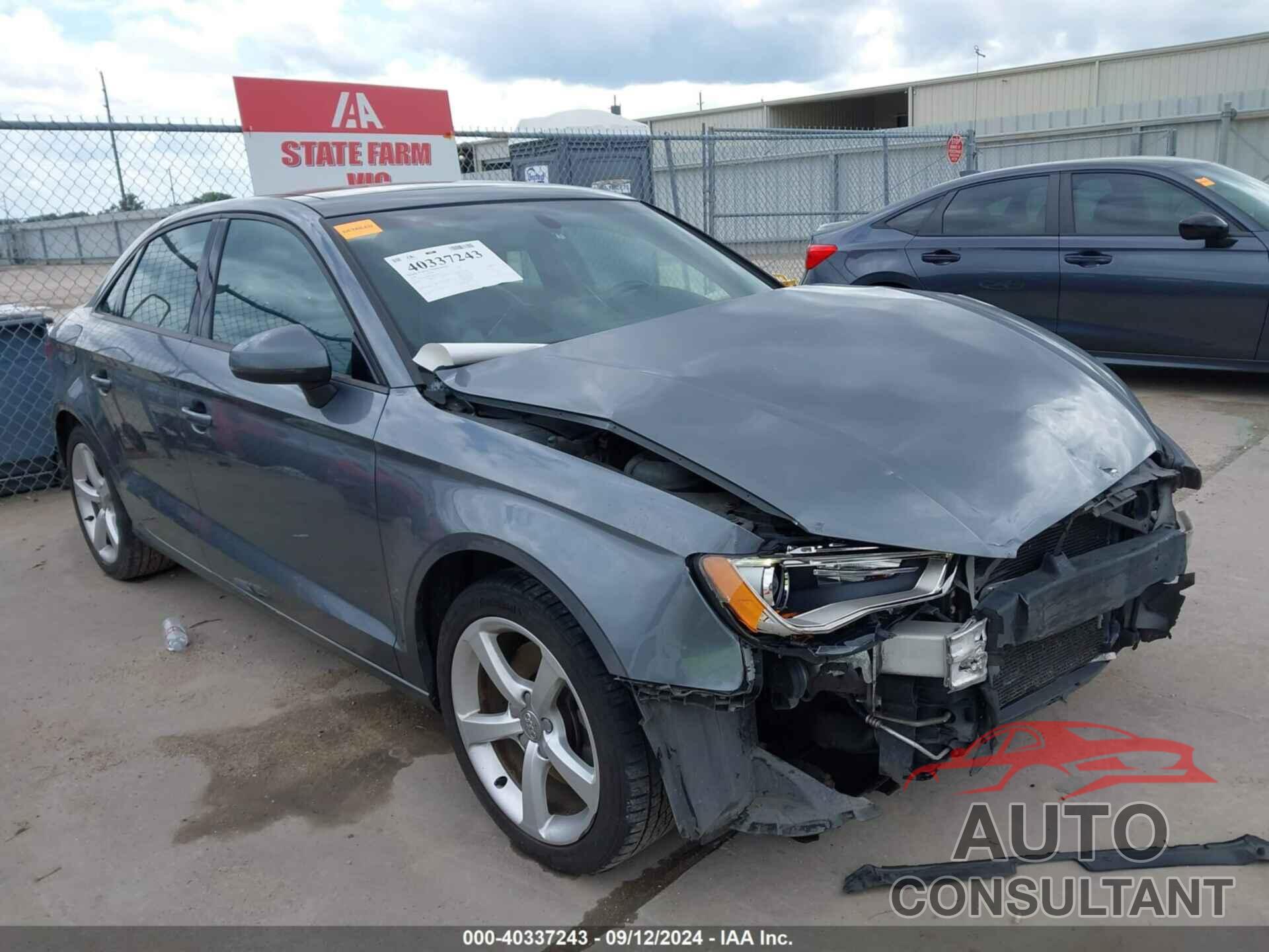 AUDI A3 2016 - WAUA7GFF9G1040633