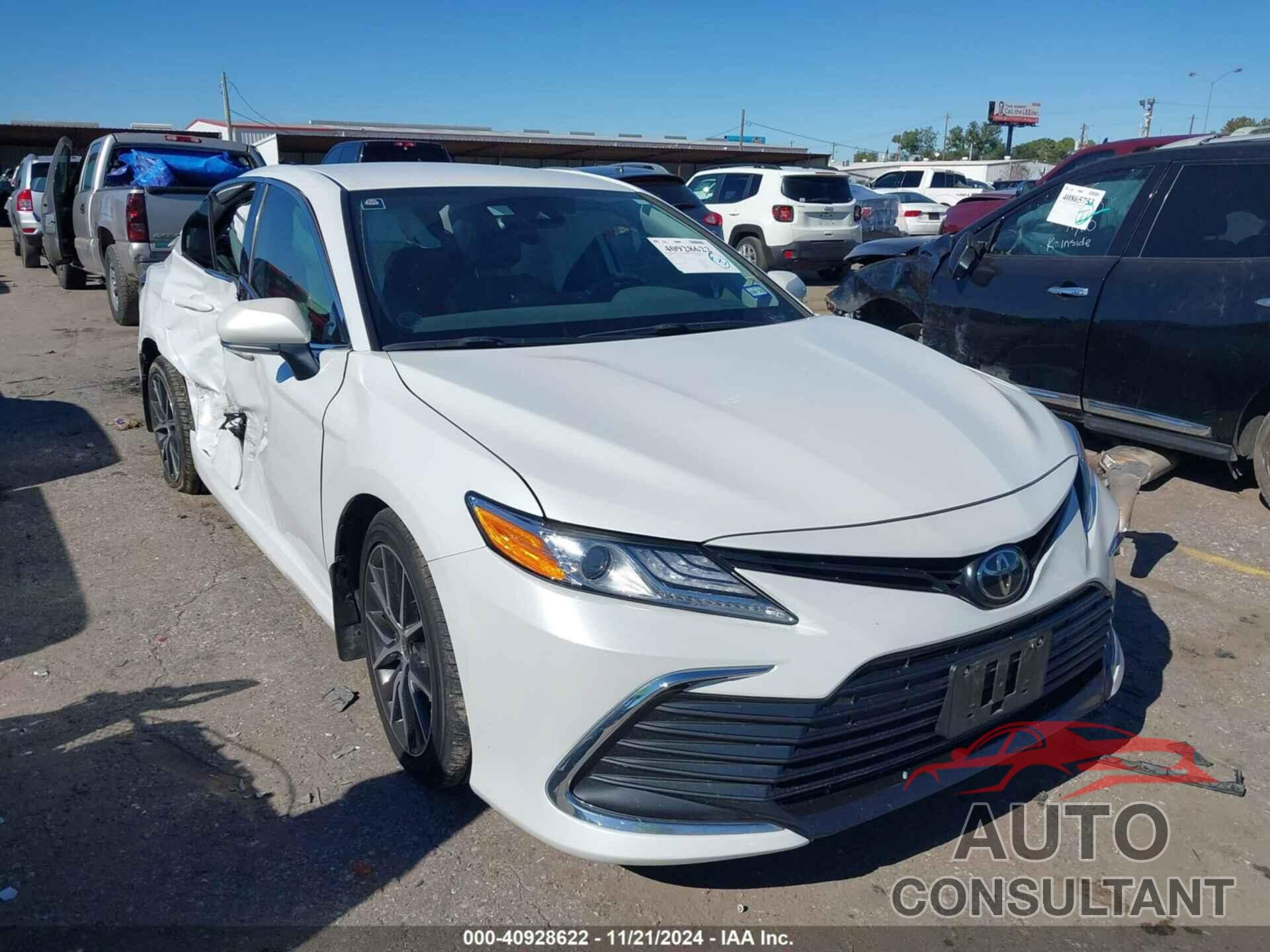 TOYOTA CAMRY 2023 - 4T1F11AKXPU727240