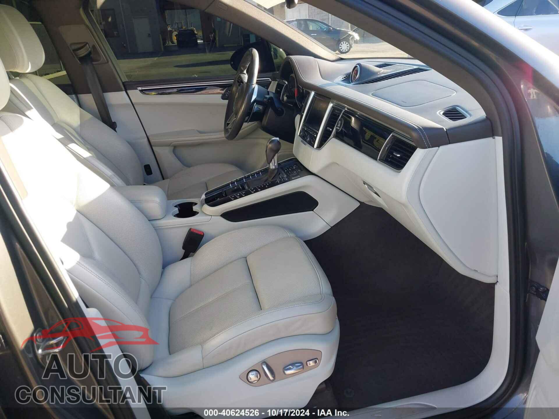 PORSCHE MACAN 2016 - WP1AB2A58GLB47176