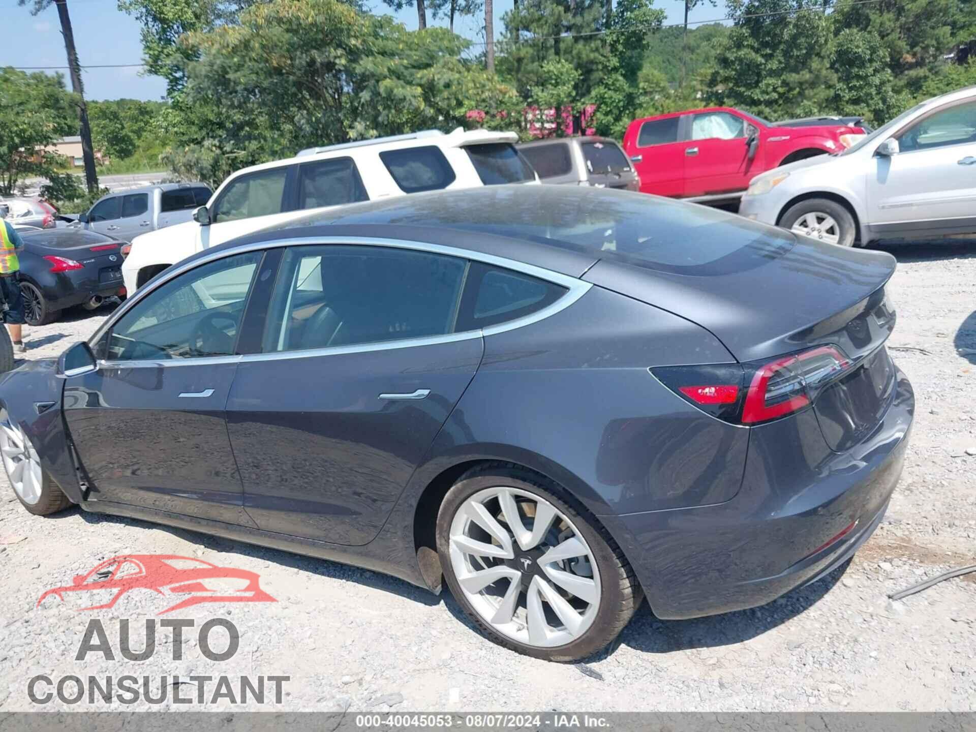 TESLA MODEL 3 2018 - 5YJ3E1EA3JF024057