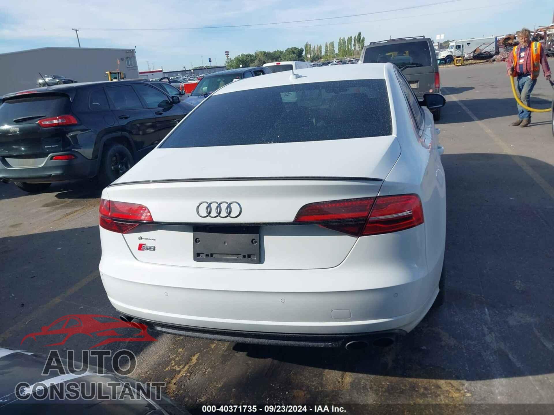 AUDI S8 2016 - WUAJ5AFD9GN901034