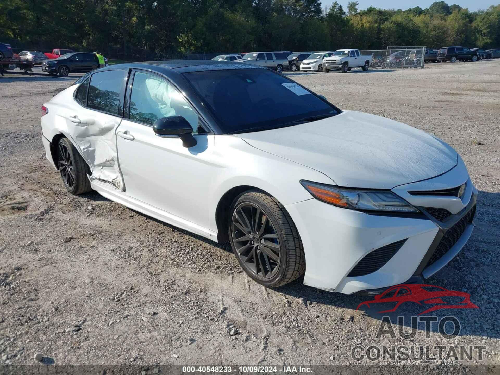 TOYOTA CAMRY 2018 - 4T1B61HK5JU153546