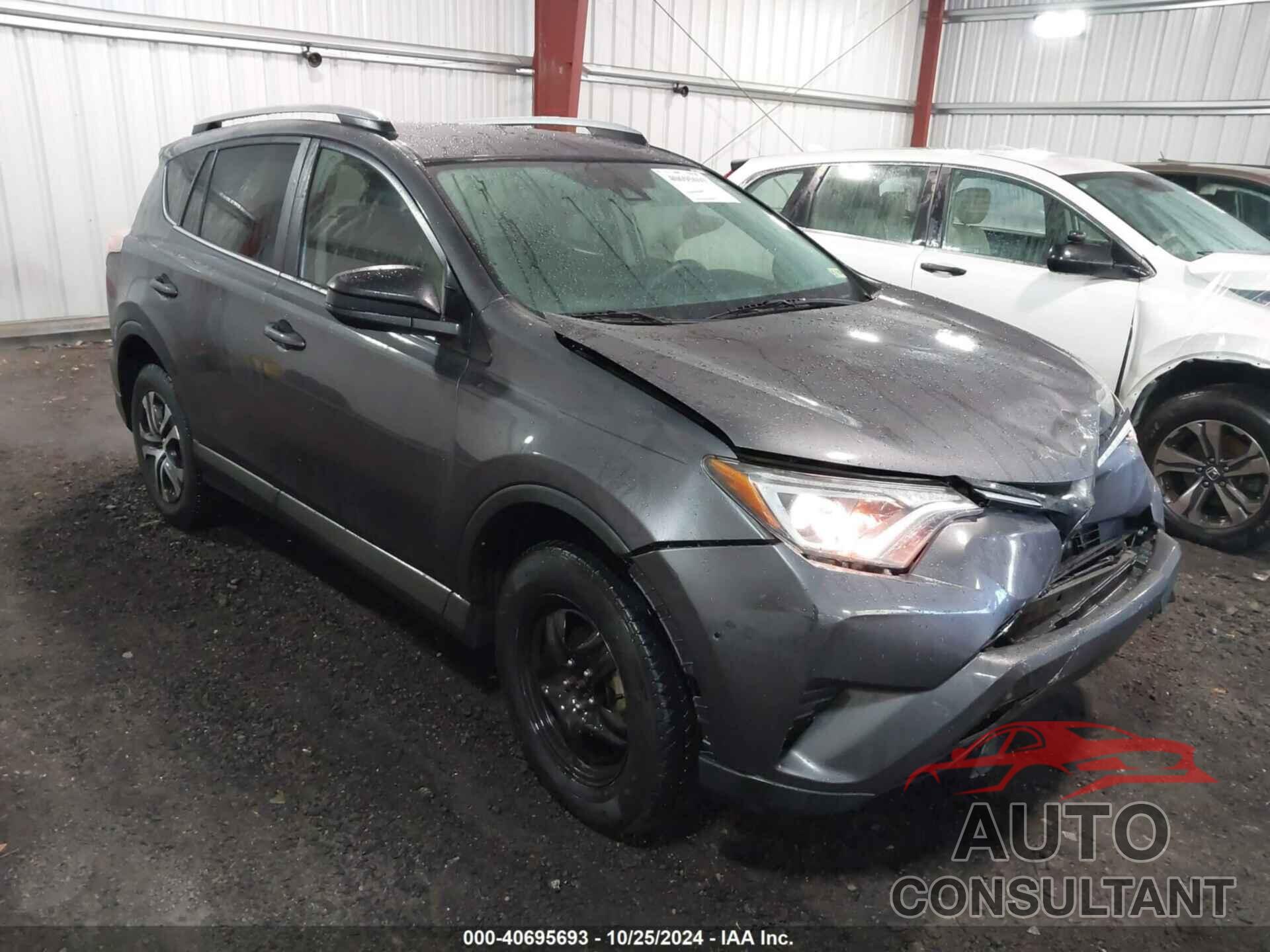 TOYOTA RAV4 2018 - 2T3ZFREV8JW449860