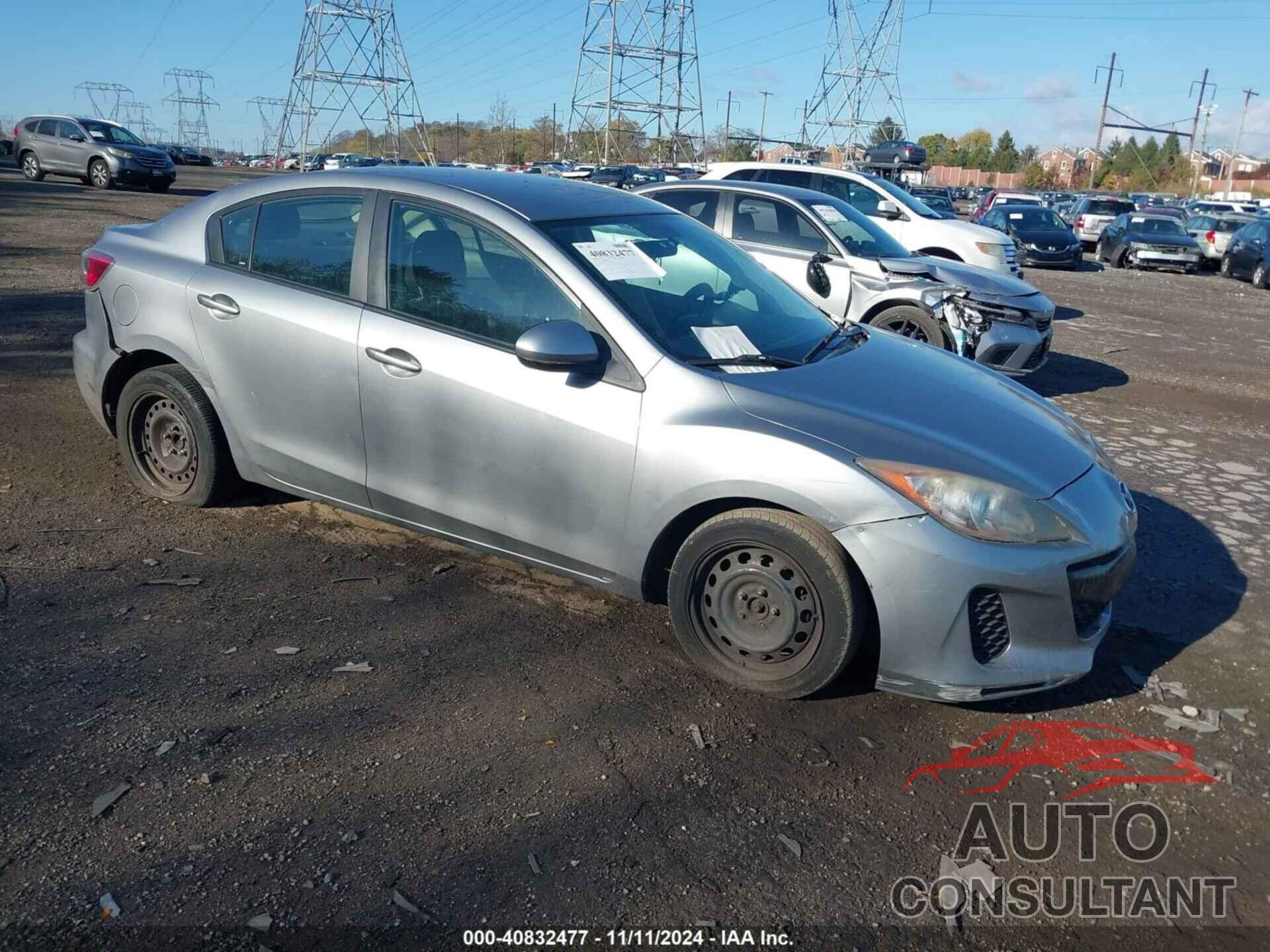 MAZDA MAZDA3 2013 - JM1BL1U87D1703441