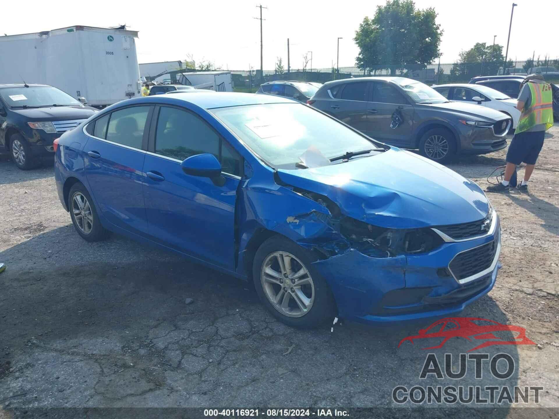 CHEVROLET CRUZE 2018 - 1G1BE5SM6J7149893