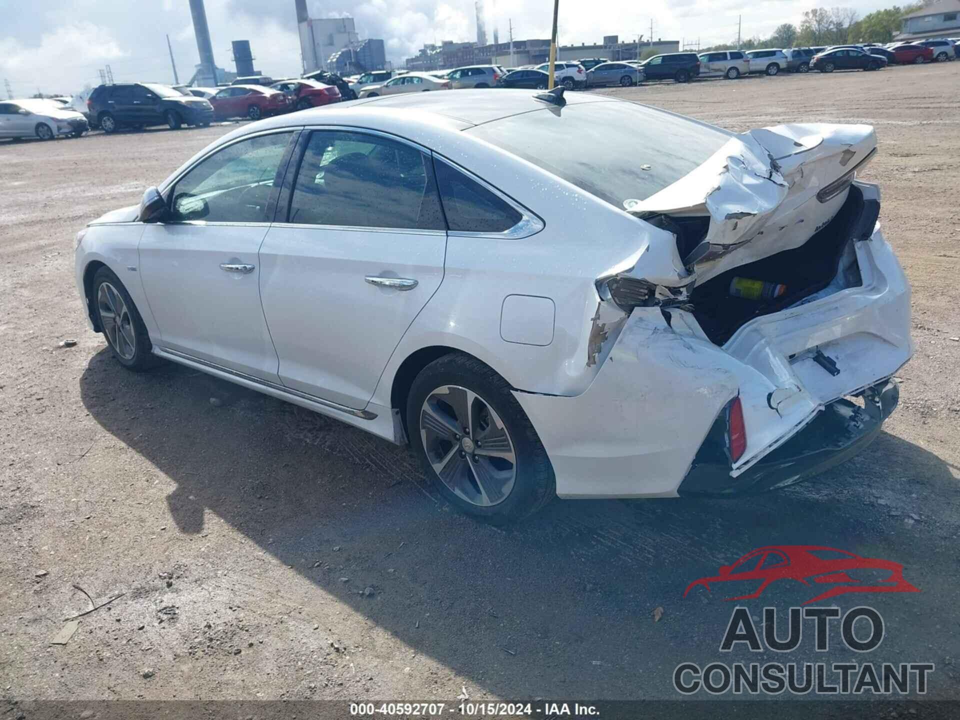 HYUNDAI SONATA HYBRID 2019 - KMHE34L3XKA092592
