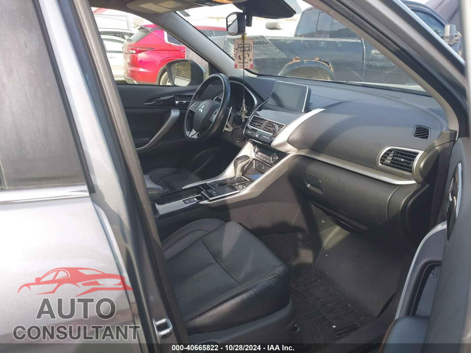 MITSUBISHI ECLIPSE CROSS 2018 - JA4AT5AA7JZ042186