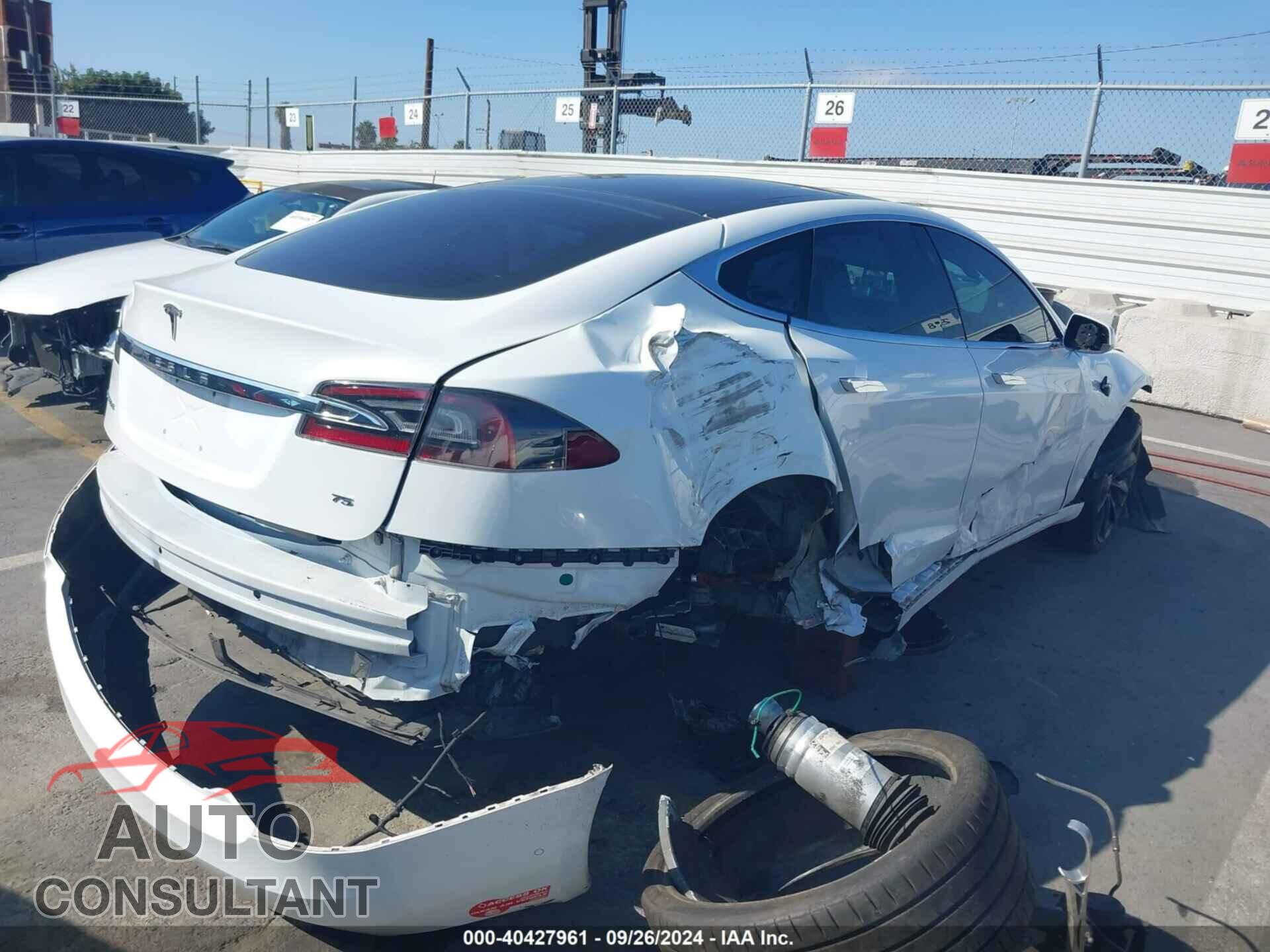 TESLA MODEL S 2017 - 5YJSA1E18HF196568