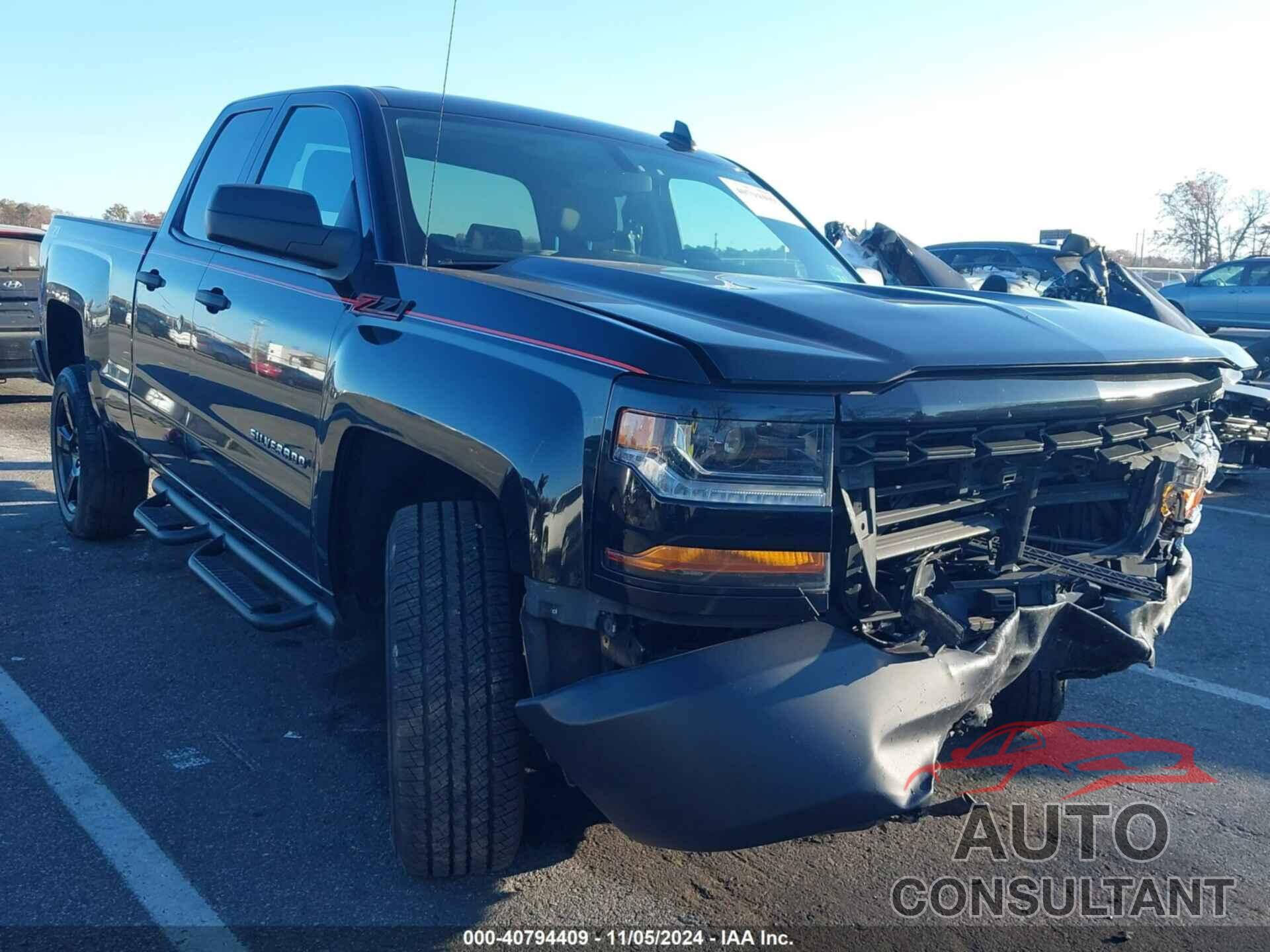 CHEVROLET SILVERADO 1500 2018 - 1GCVKNEC7JZ359035