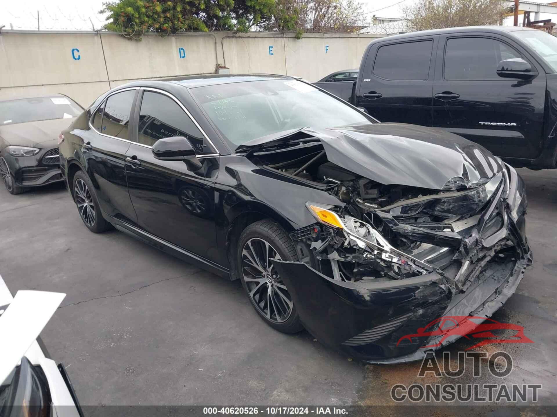 TOYOTA CAMRY 2019 - 4T1B11HK1KU704281