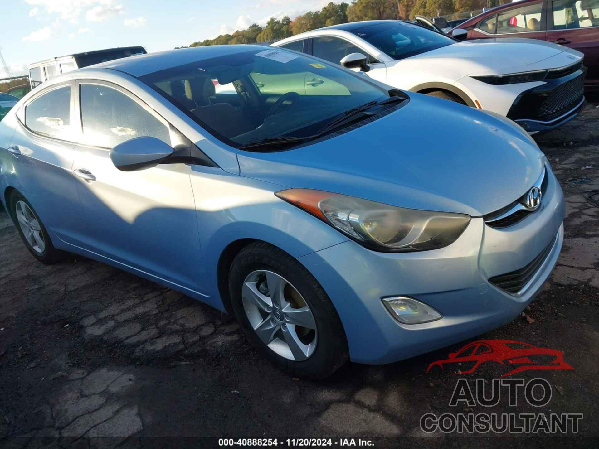 HYUNDAI ELANTRA 2012 - KMHDH4AE1CU337202